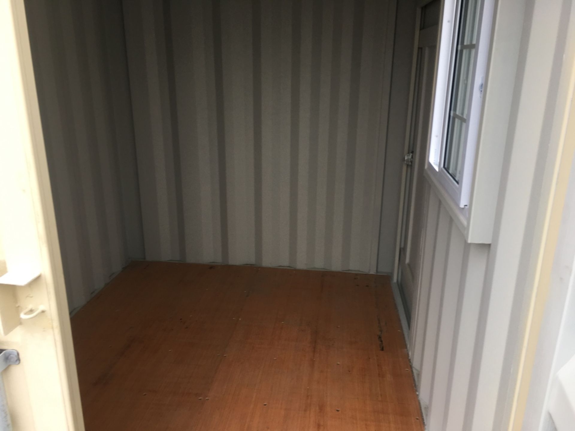 2020 9' Shipping Container - Image 5 of 5