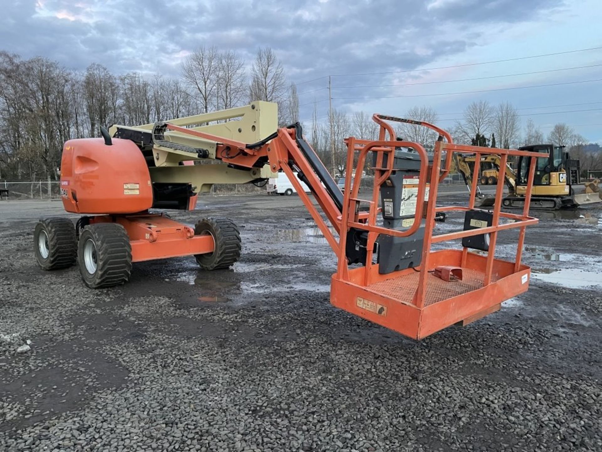 2012 JLG 450AJ II Articulating Boom Lift - Image 2 of 24