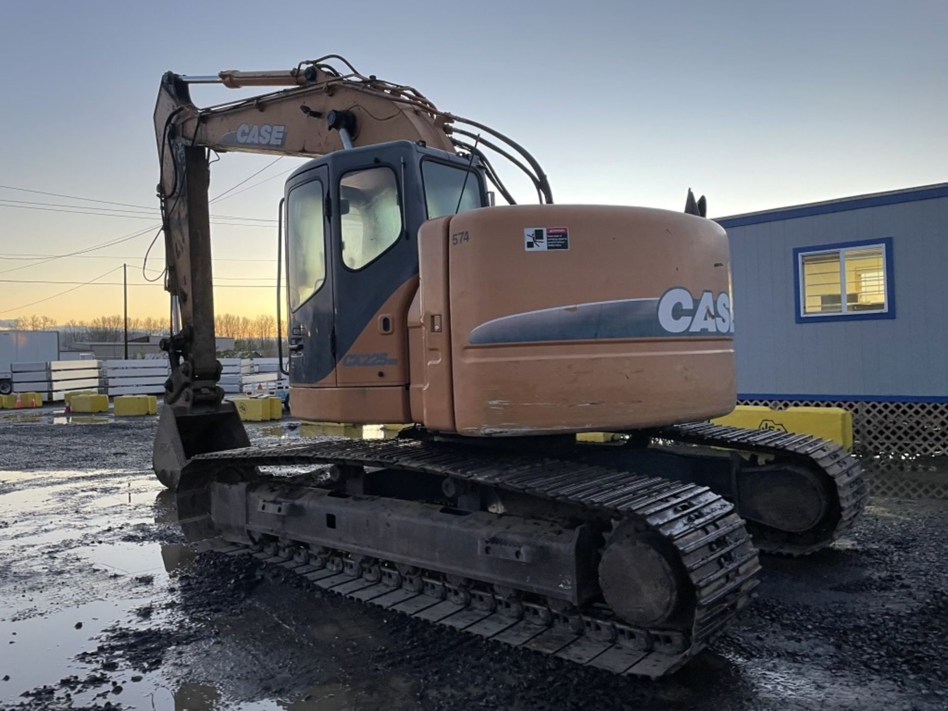 Case CX225 SR Hydraulic Excavator - Image 4 of 28