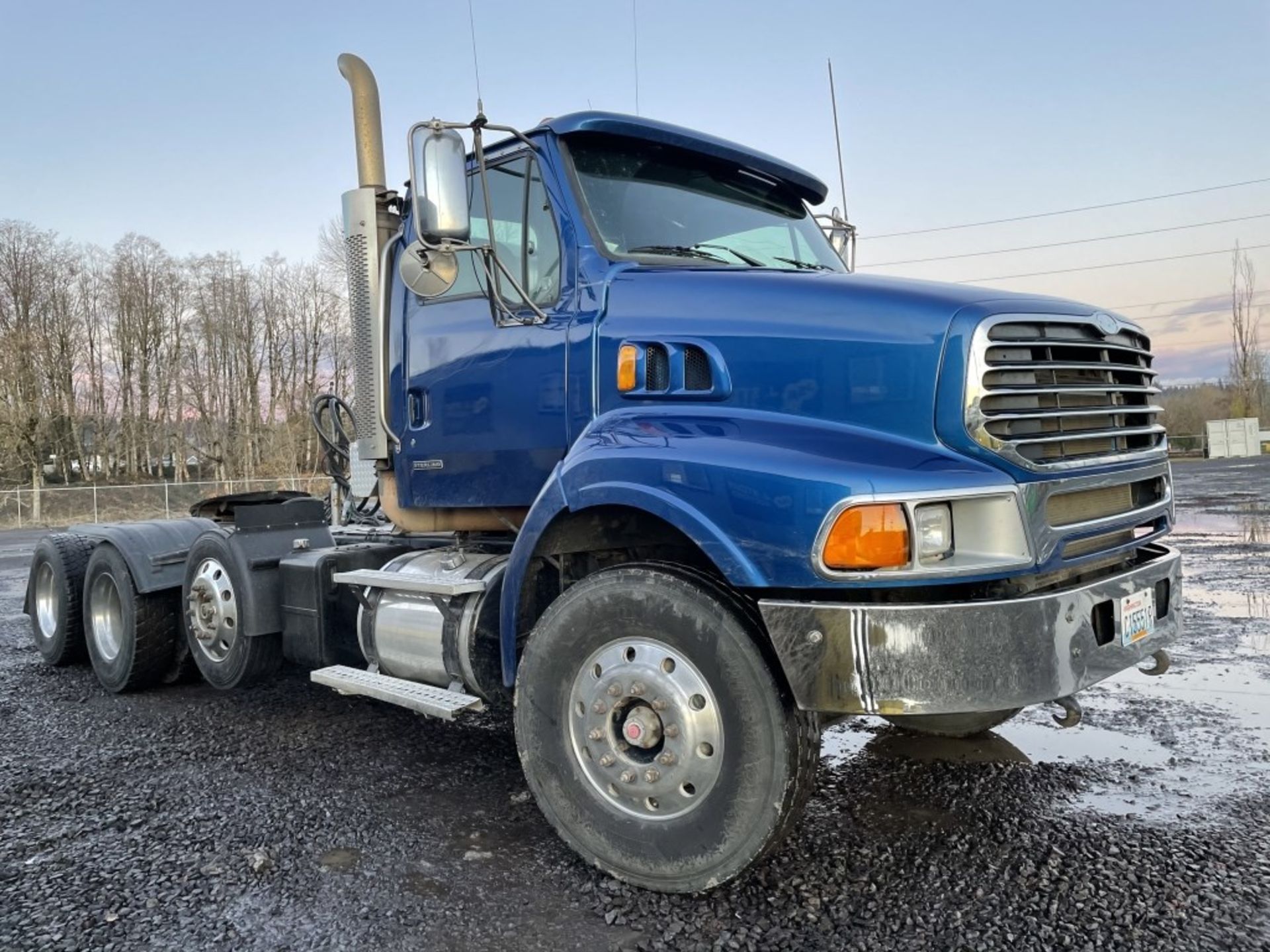 2007 Sterling Tri-Axle Truck Tractor - Image 2 of 28