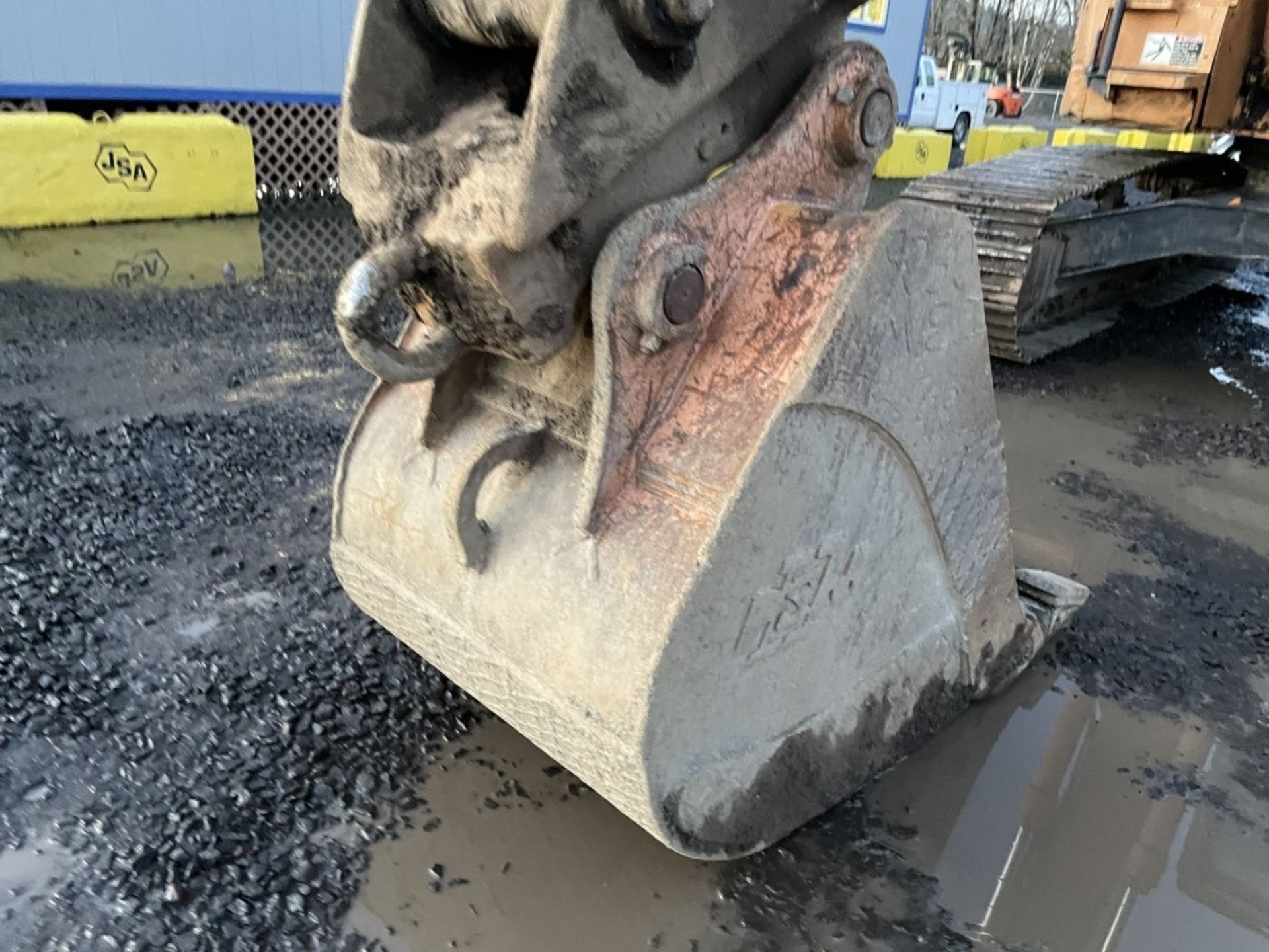 Case CX225 SR Hydraulic Excavator - Image 6 of 28