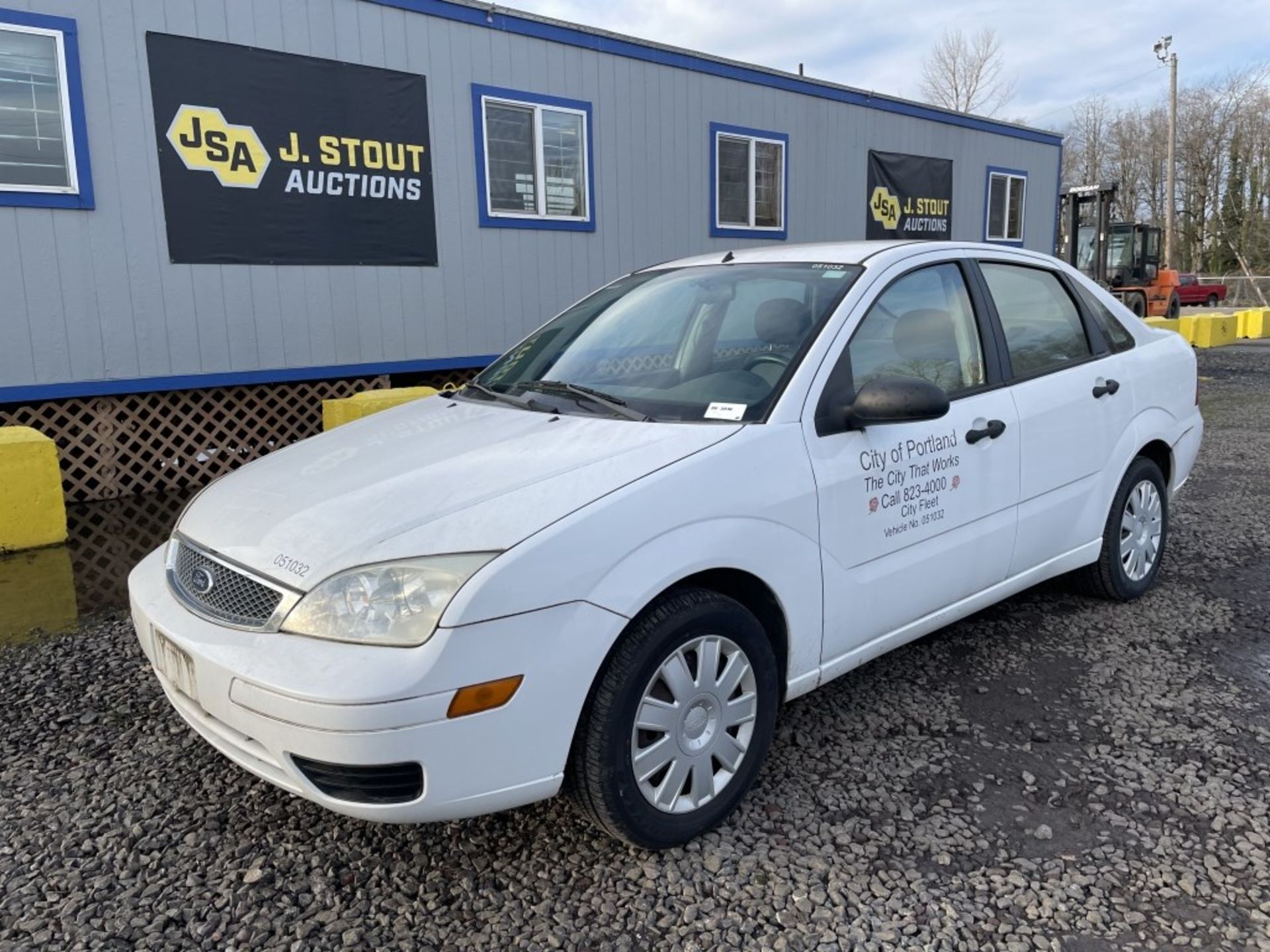 2005 Ford Focus ZX4 Sedan