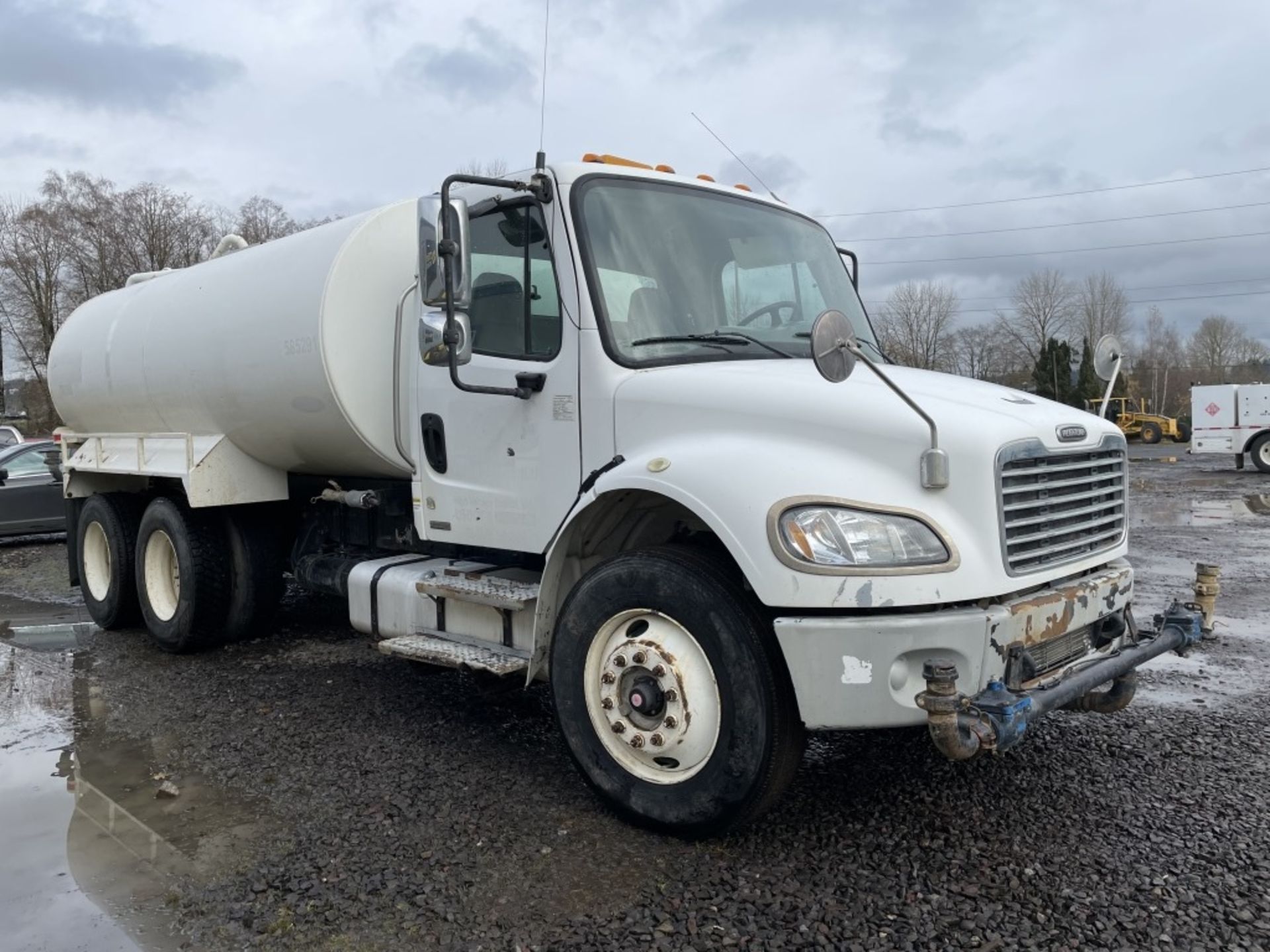 2006 Freightliner M2 Business Class Water Truck - Image 10 of 28