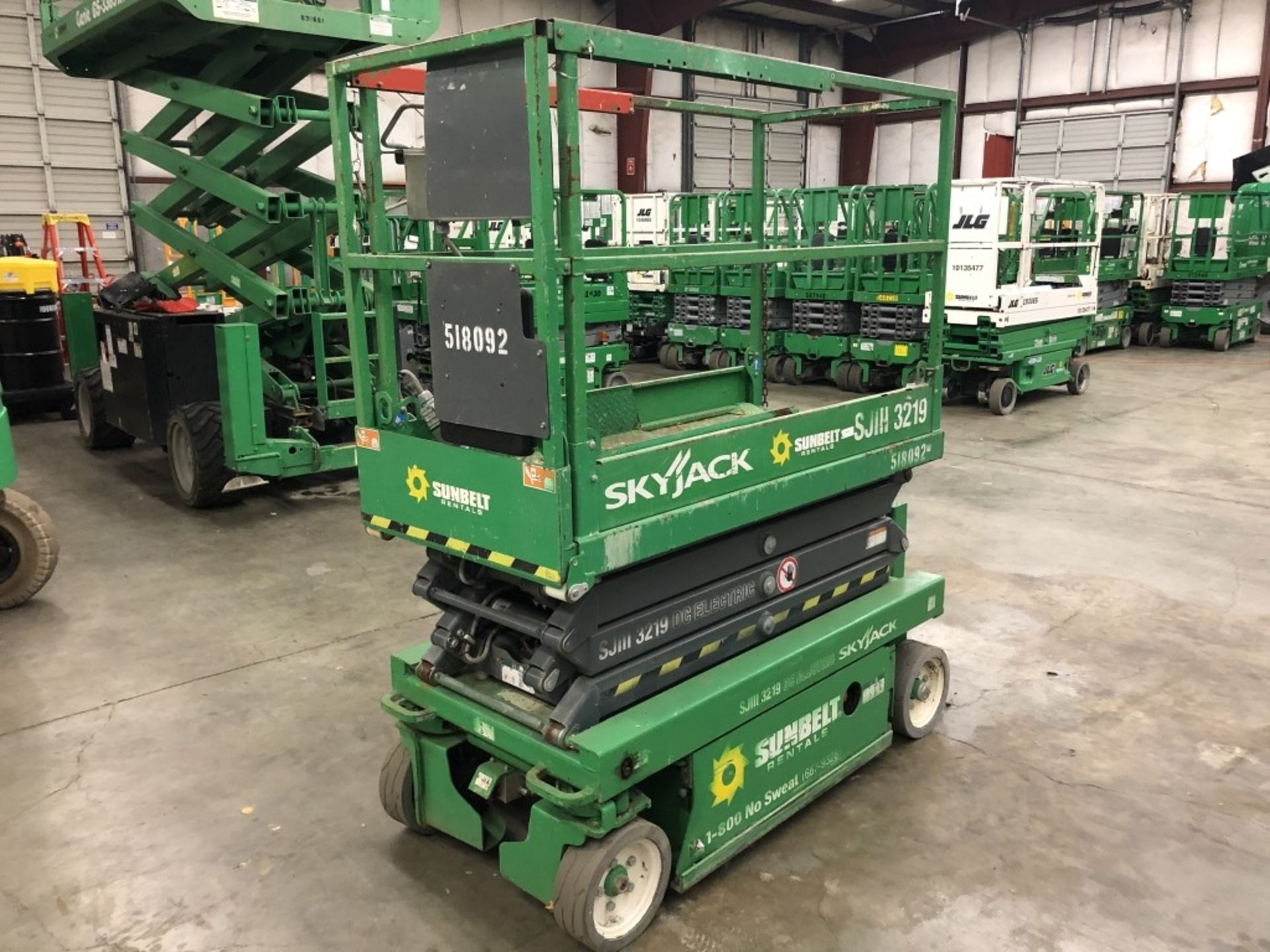 2013 Skyjack SJ III - 3219 Scissor Lift - Image 3 of 10