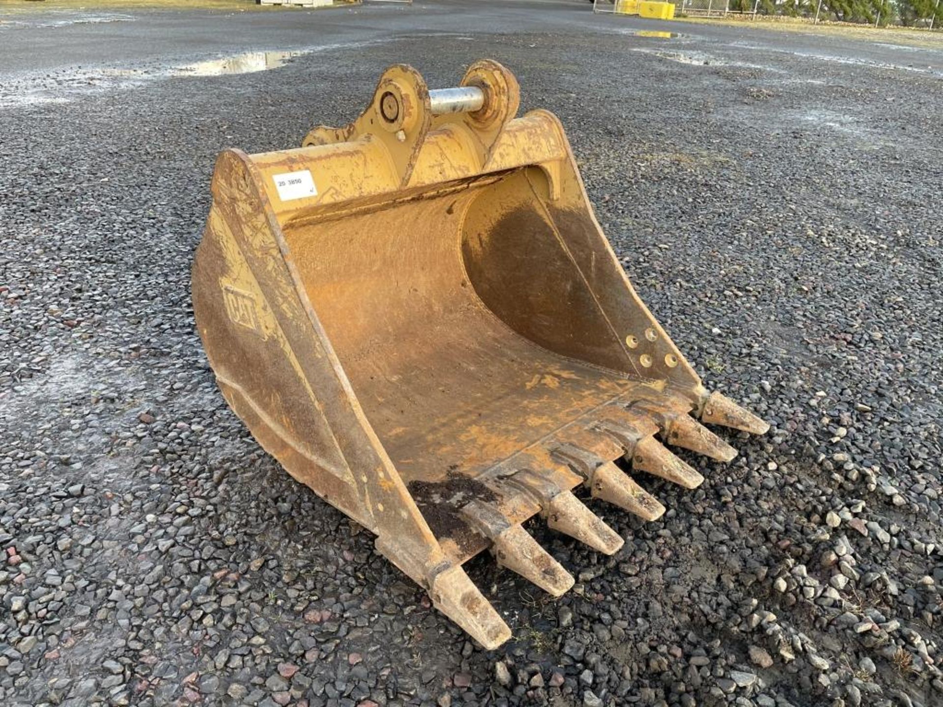 Caterpillar 48" Dig Bucket