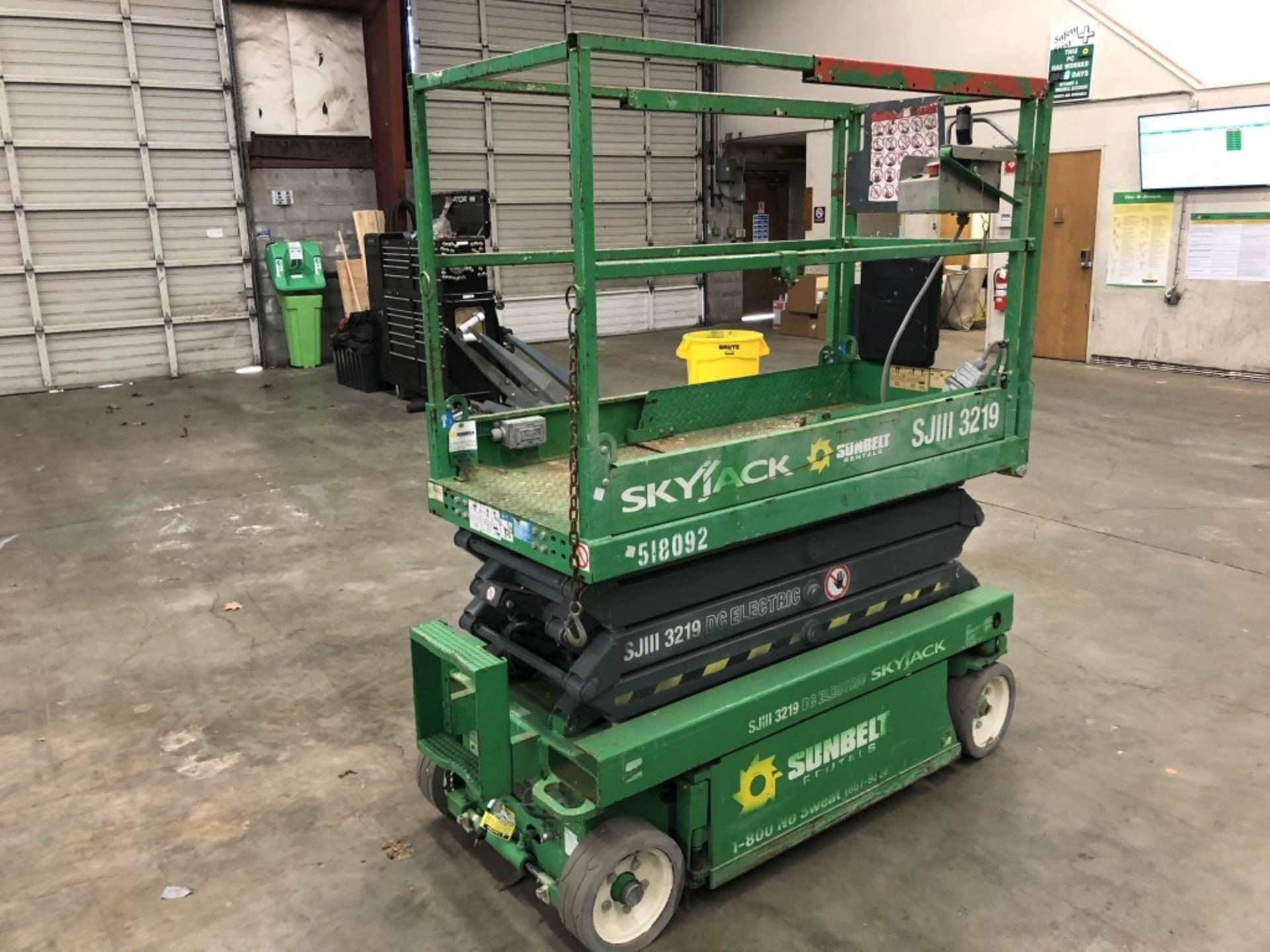 2013 Skyjack SJ III - 3219 Scissor Lift