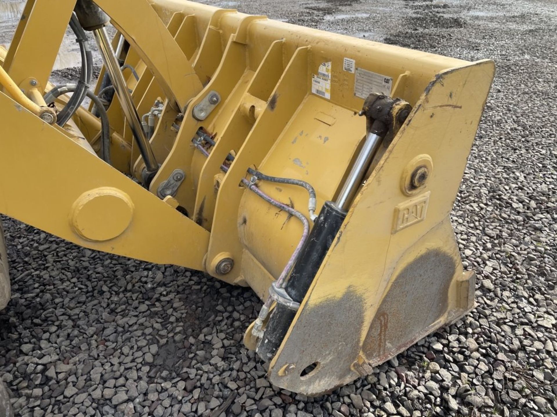 2018 Caterpillar 420F II 4x4 Loader Backhoe - Image 9 of 37