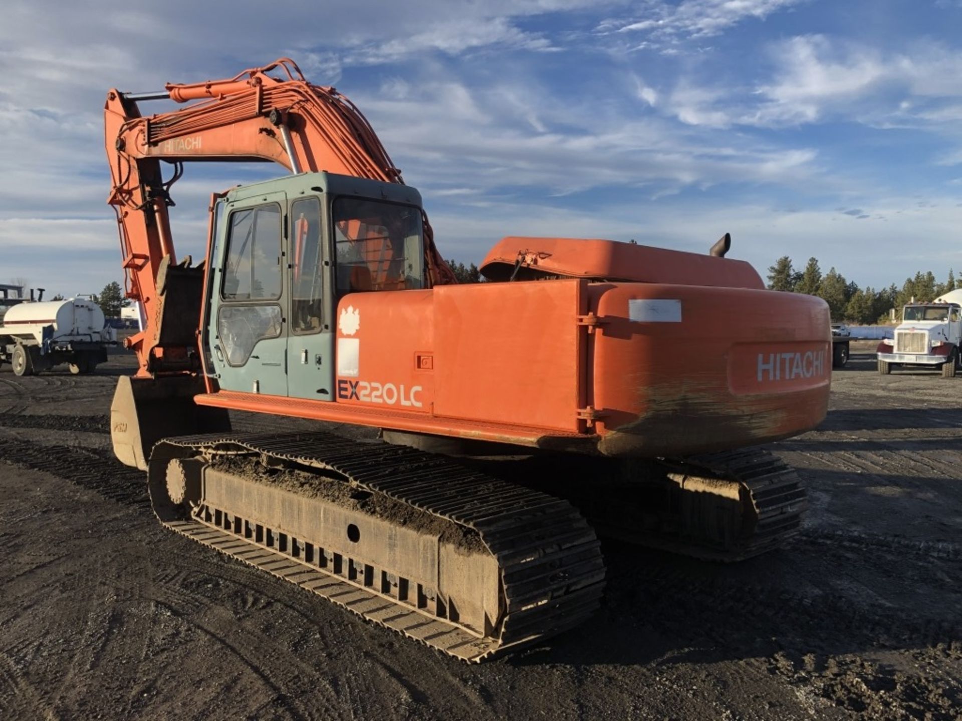 1996 Hitachi EX220LC Hydraulic Excavator - Image 5 of 19