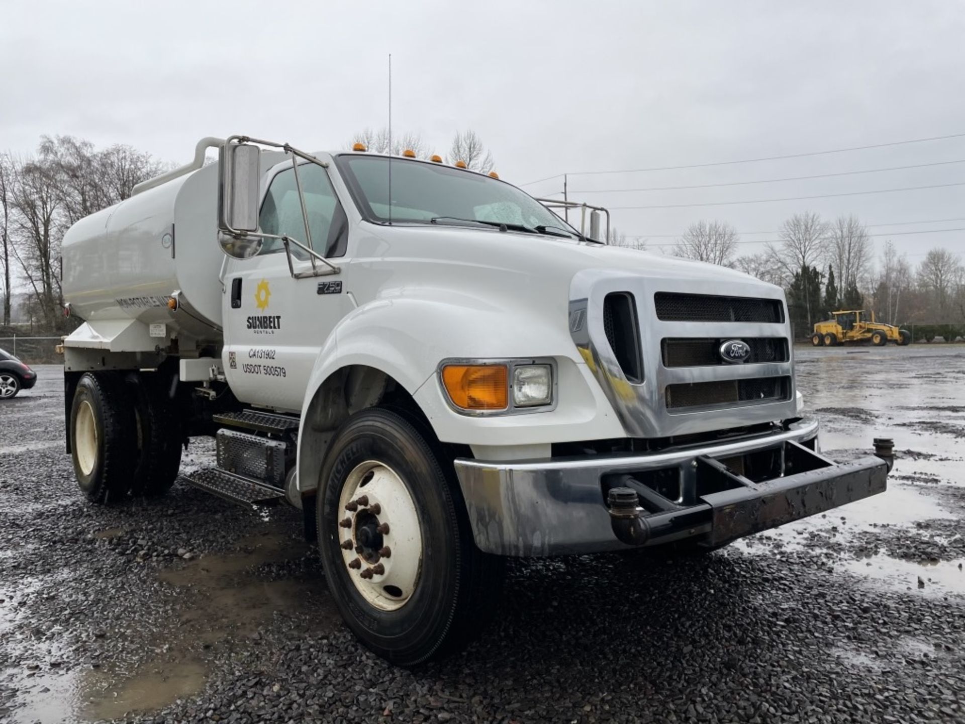 2013 Ford F750 XL SD S/A Water Truck - Image 2 of 27