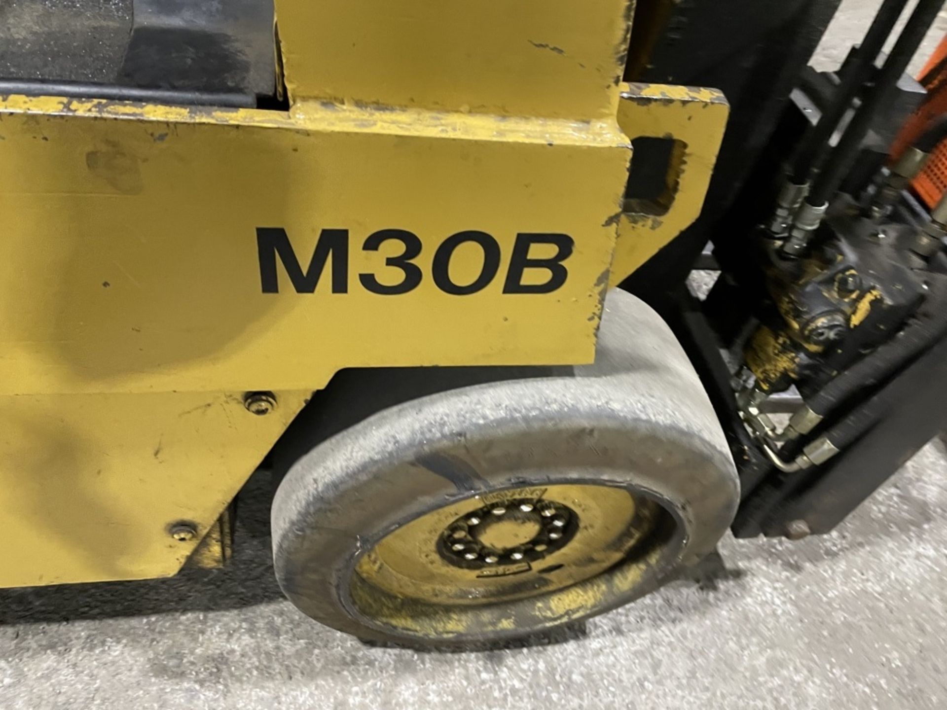 Caterpillar M30B Forklift - Image 17 of 17