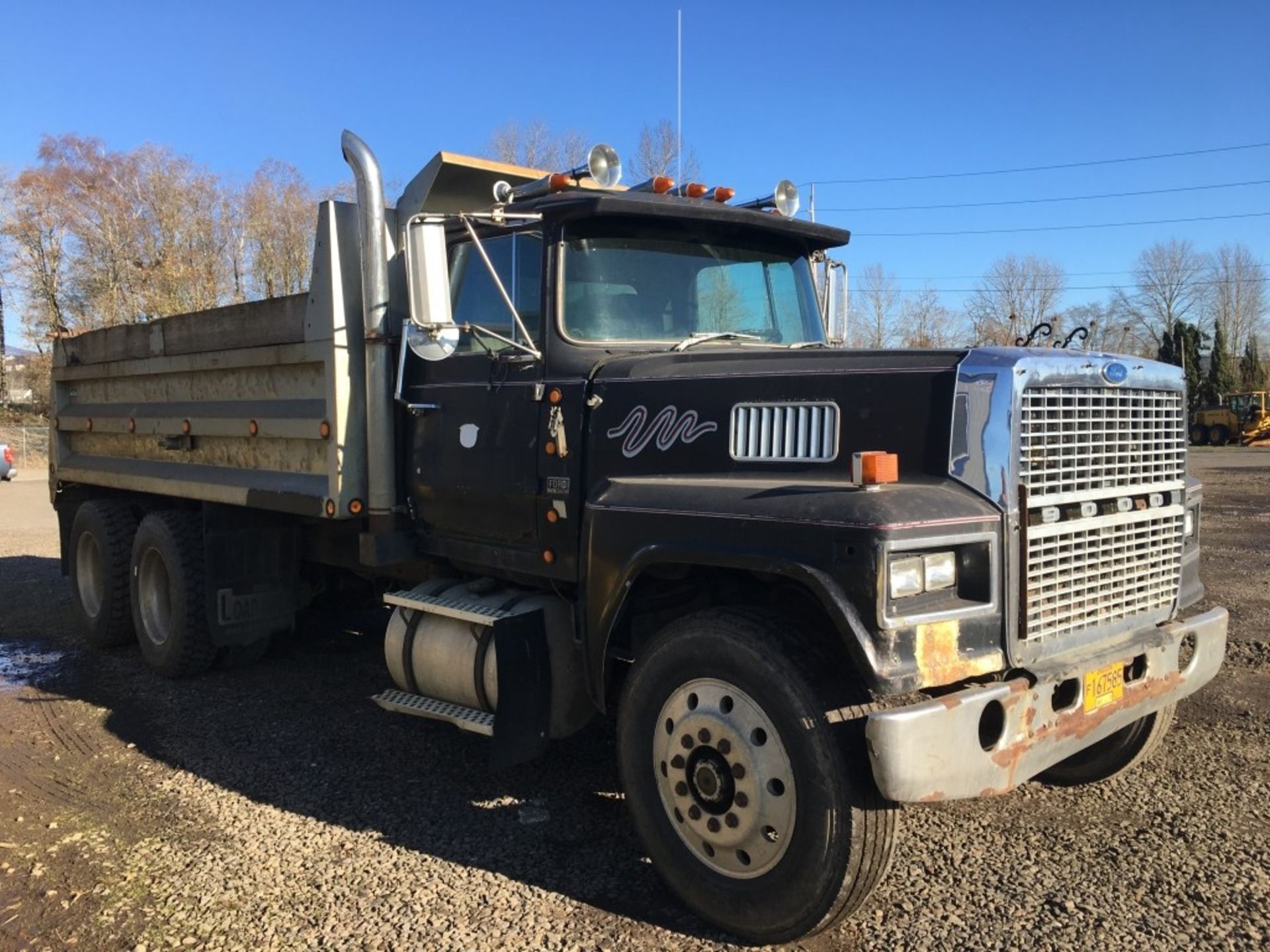 1985 Ford LTL9000 T/A Dump Truck - Image 2 of 26