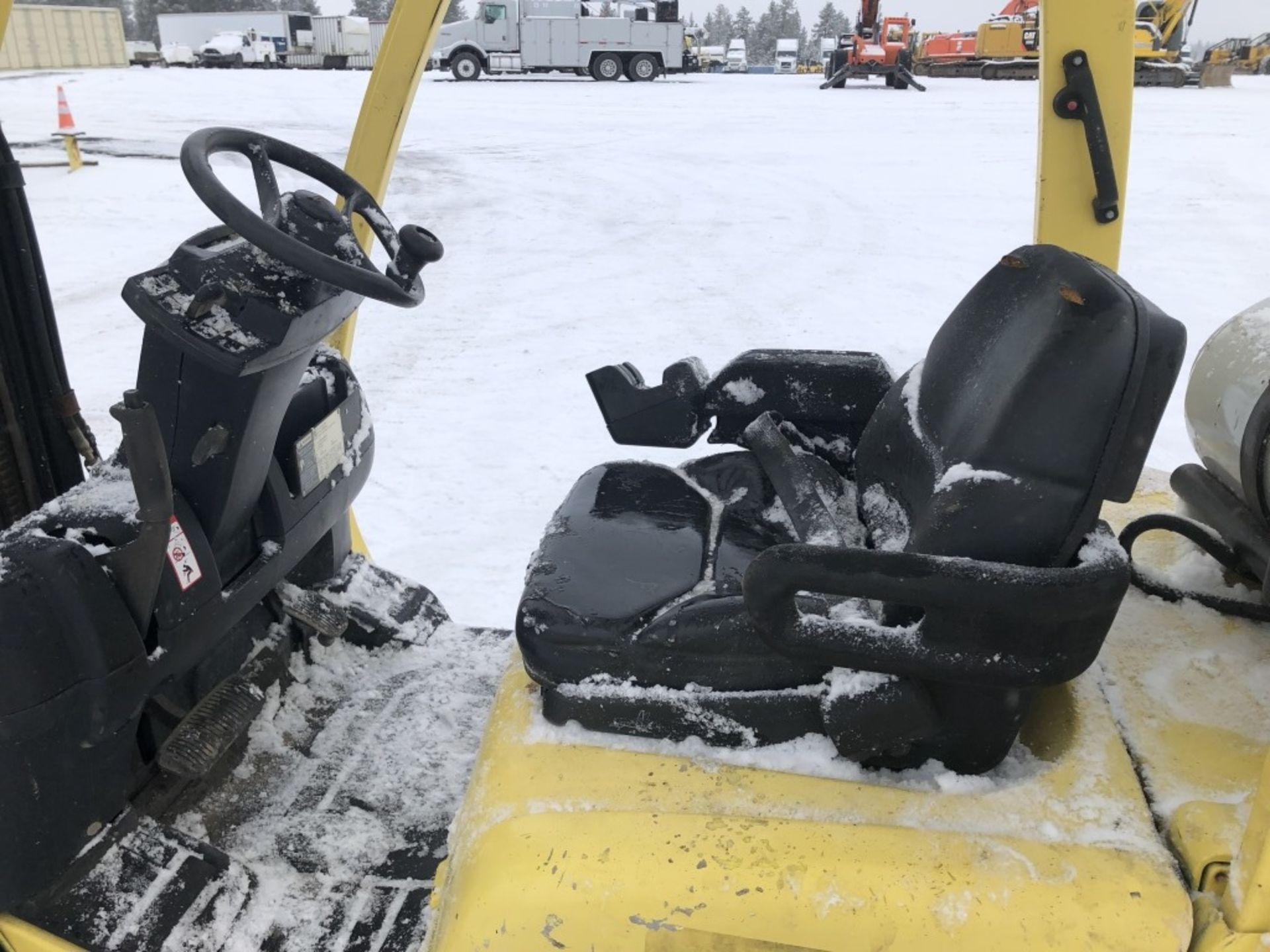 2005 Hyster H50FT Forklift - Image 8 of 15