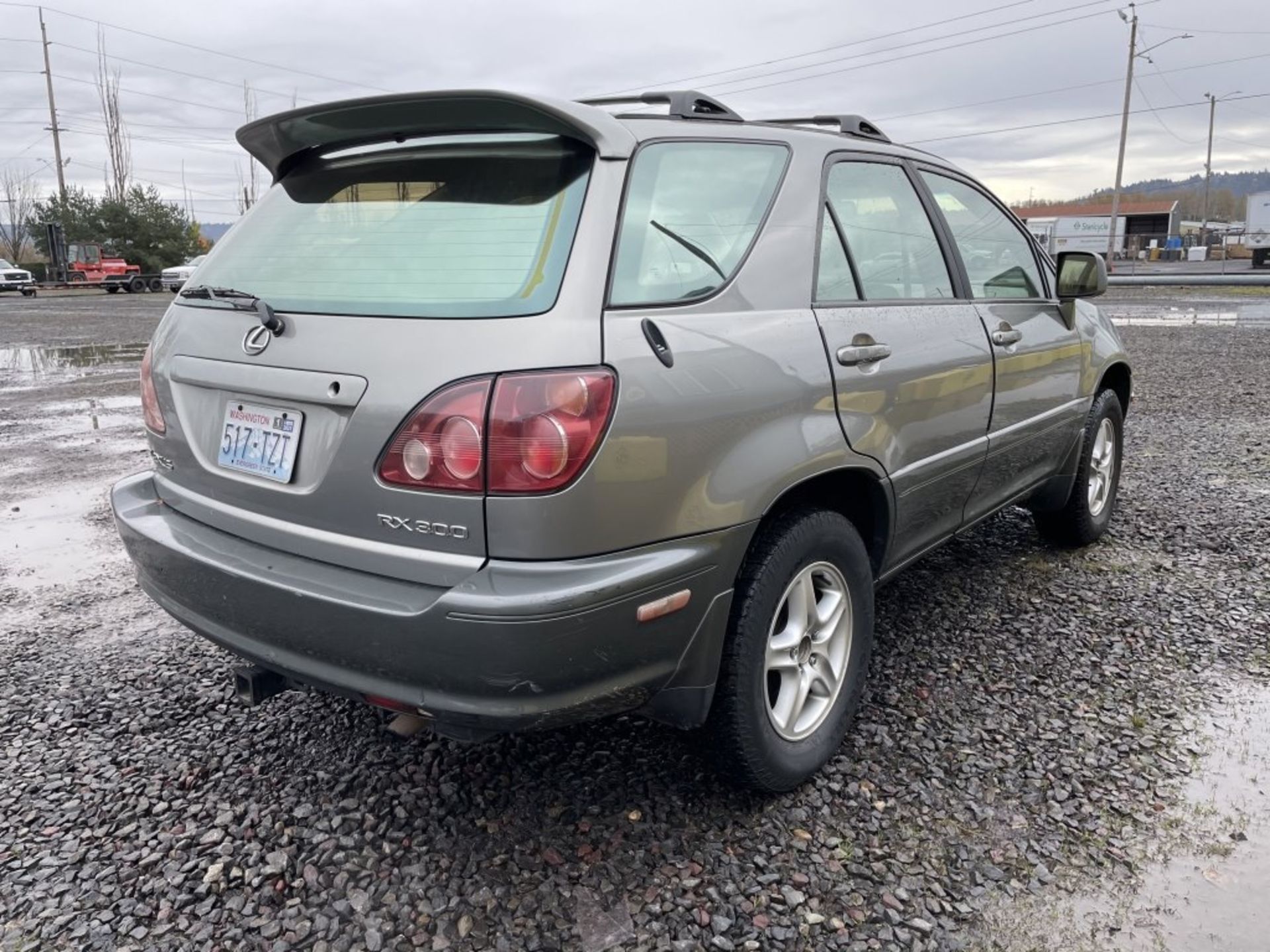 2000 Lexus RX300 SUV - Image 3 of 23