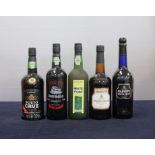 1 75 cl bt Porto Cruz Tawny Port 19% 1 75cl bt Don Pablo Tawny Port 19% 1 70cl bt Cockburns Light