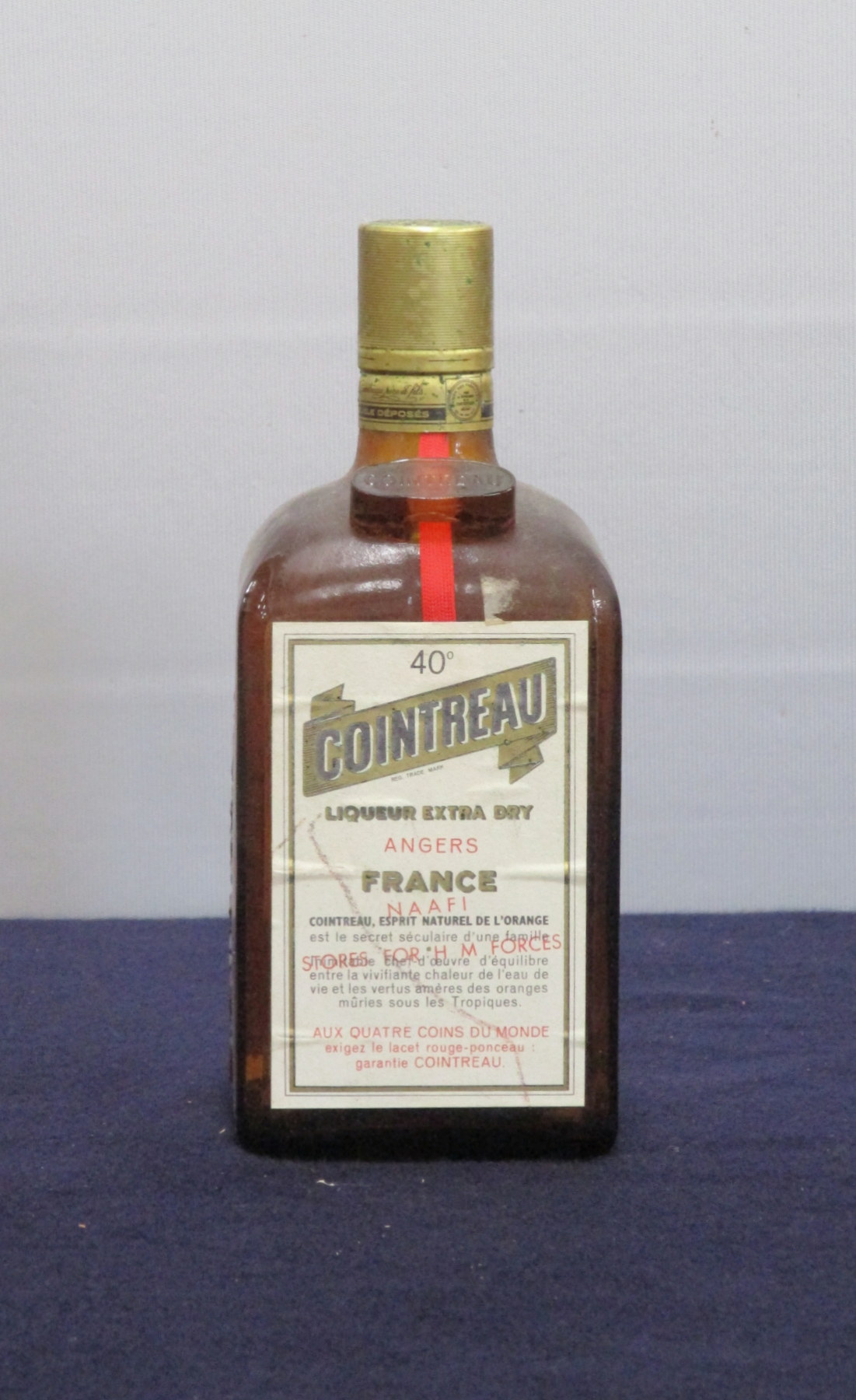 1 bt Cointreau 40° NV NAAFI Stored for HM Forces, bottled 1980's