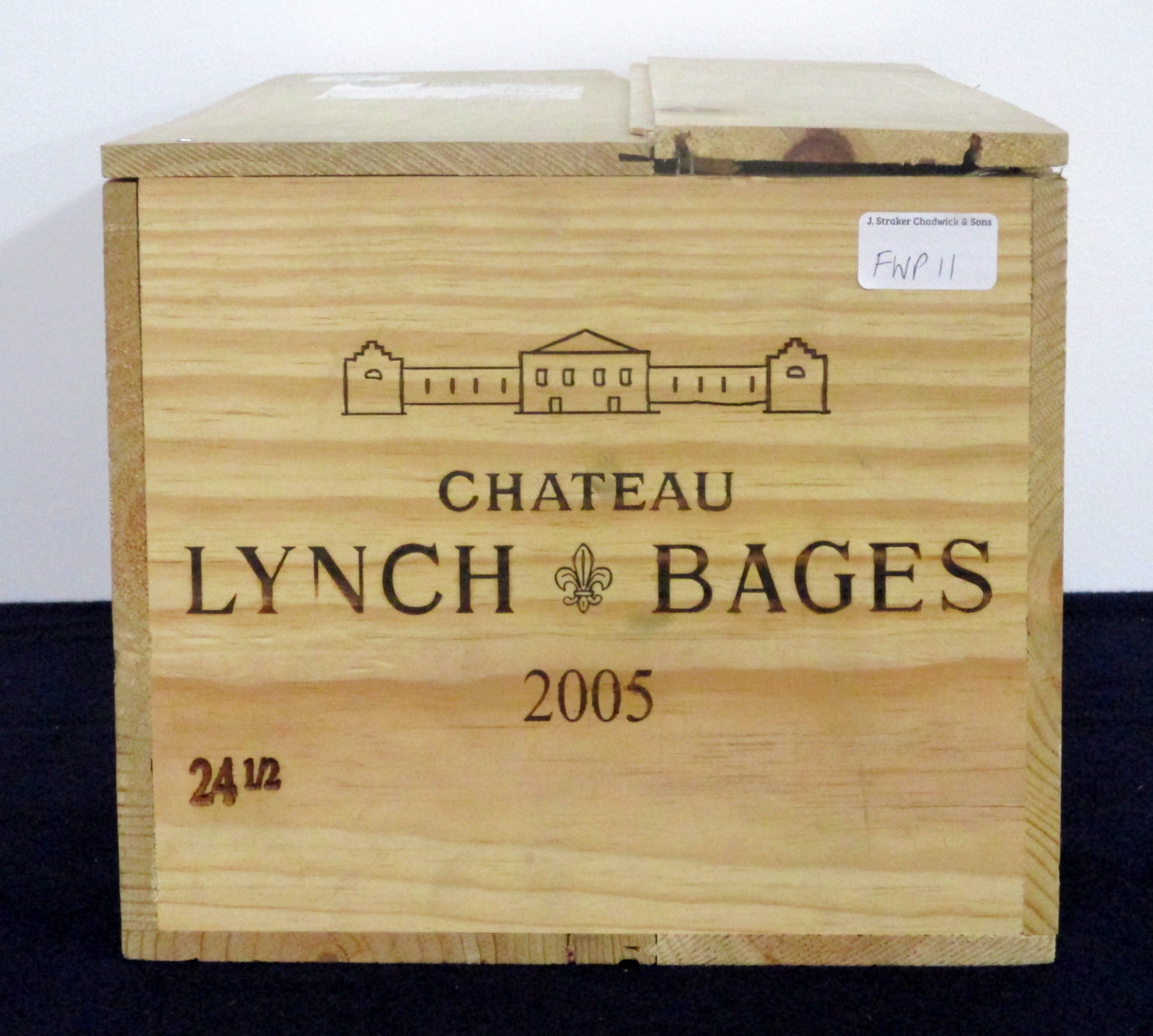 19 hf bts Ch. Lynch-Bages 2005 owc (24 hf bt) - sl split lid Pauillac, 5me Cru Classé