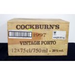 12 bts Cockburns Vintage Port 1997 owc