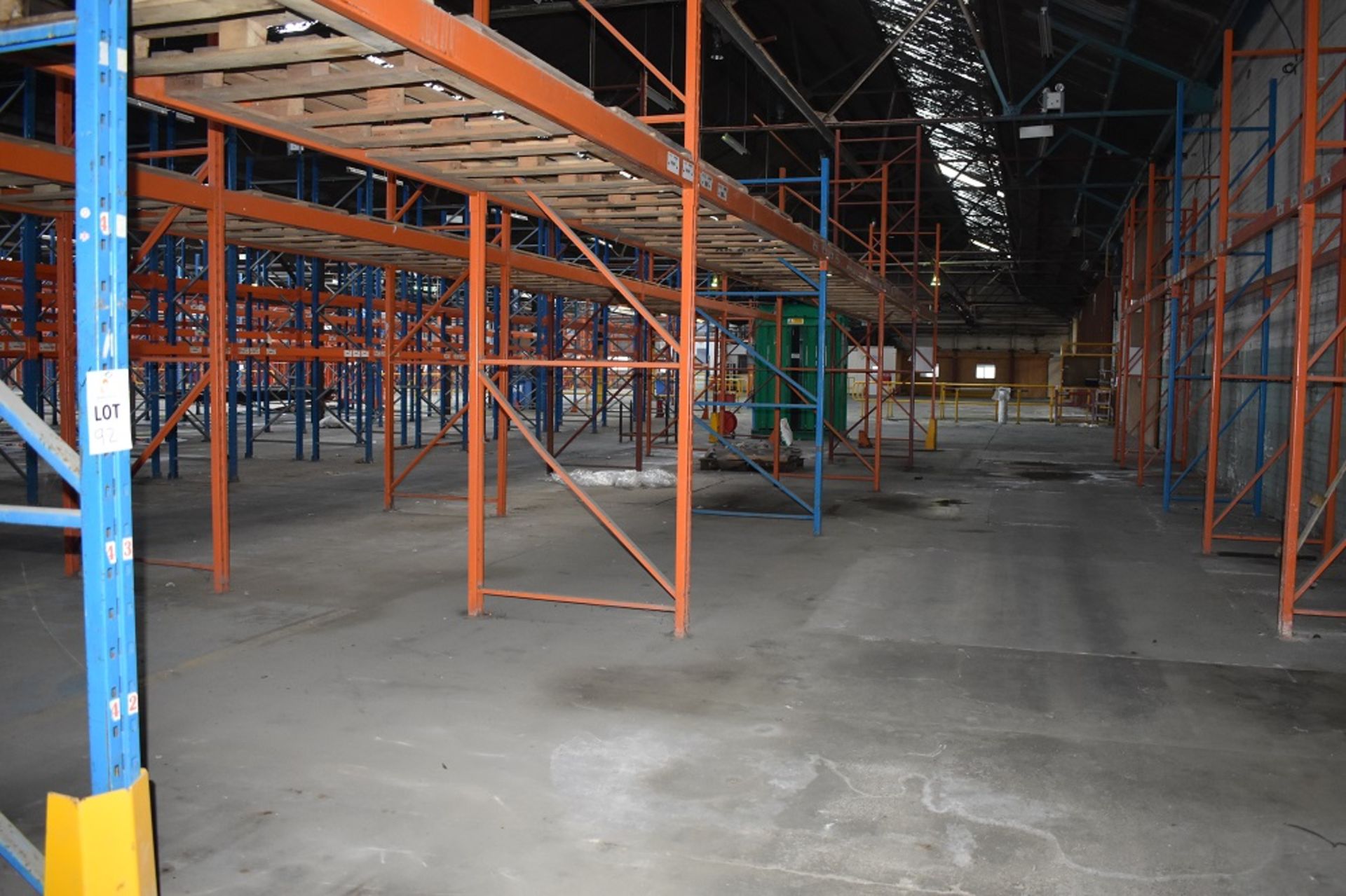 5 X BAYS OF 3 MTR HIGH BOLTLESS PALLET RACKING CONSISTING OF 10 BEAMS 6 X FRAMES - Image 2 of 2