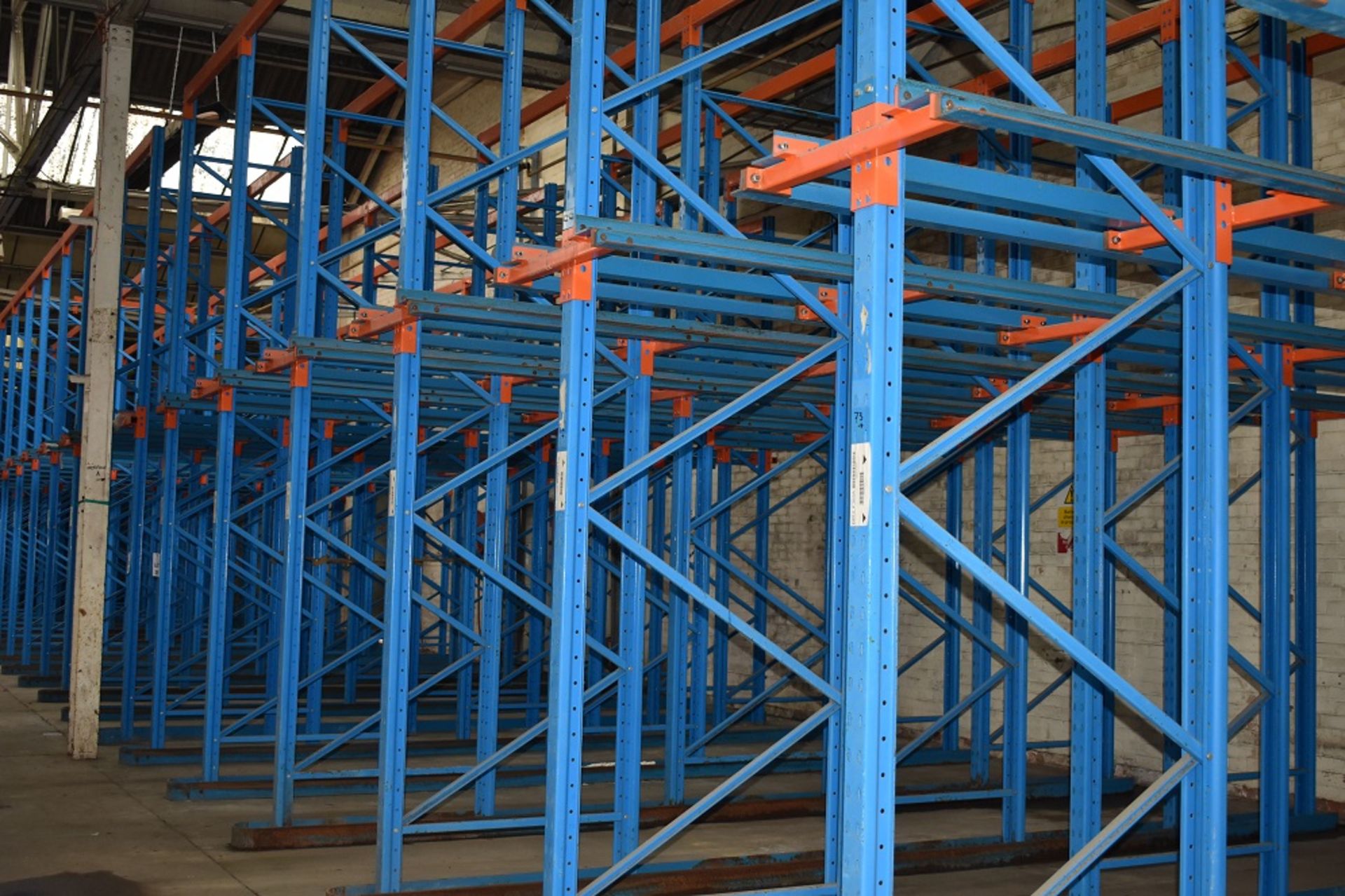 6 X BAYS OF 5 MTR HIGH DRIVE IN PALLET RACKING CONSISTING OF 36 BEAMS 21 X FRAMES - Image 2 of 2