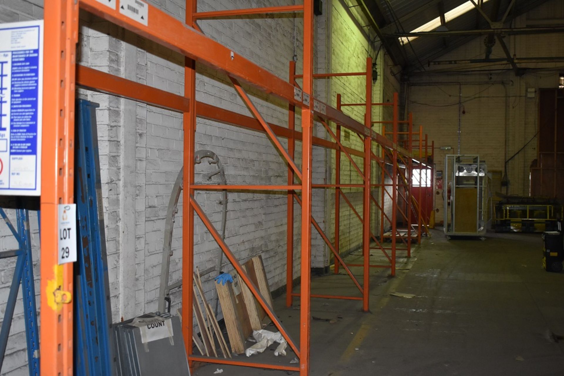 7 X BAYS OF 8 MTR HIGH BOLTLESS PALLET RACKING CONSISTING OF 14 BEAMS 9 X FRAMES - Image 2 of 2