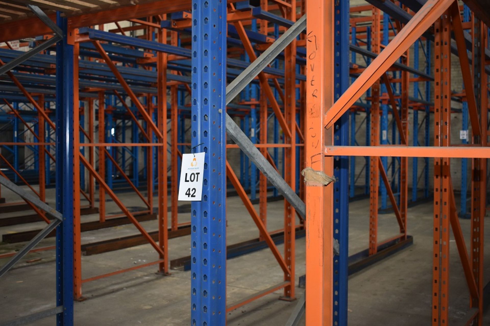 11 X BAYS OF 3 MTR HIGH BOLTLESS PALLET RACKING CONSISTING OF 43 BEAMS 12 X FRAMES