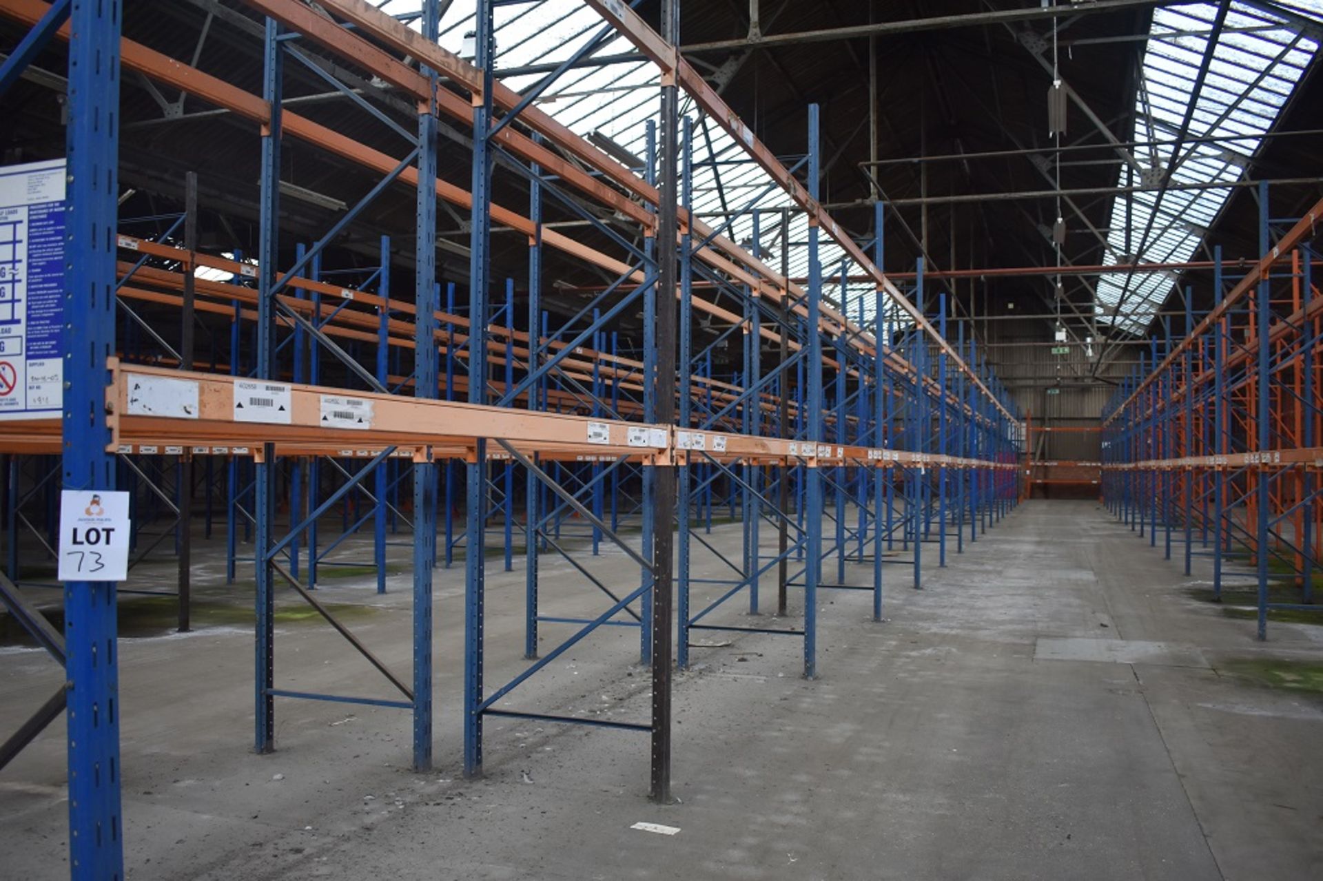 16 X BAYS OF 3 MTR HIGH BOLTLESS PALLET RACKING CONSISTING OF 68 BEAMS 17 X FRAMES - Image 2 of 2