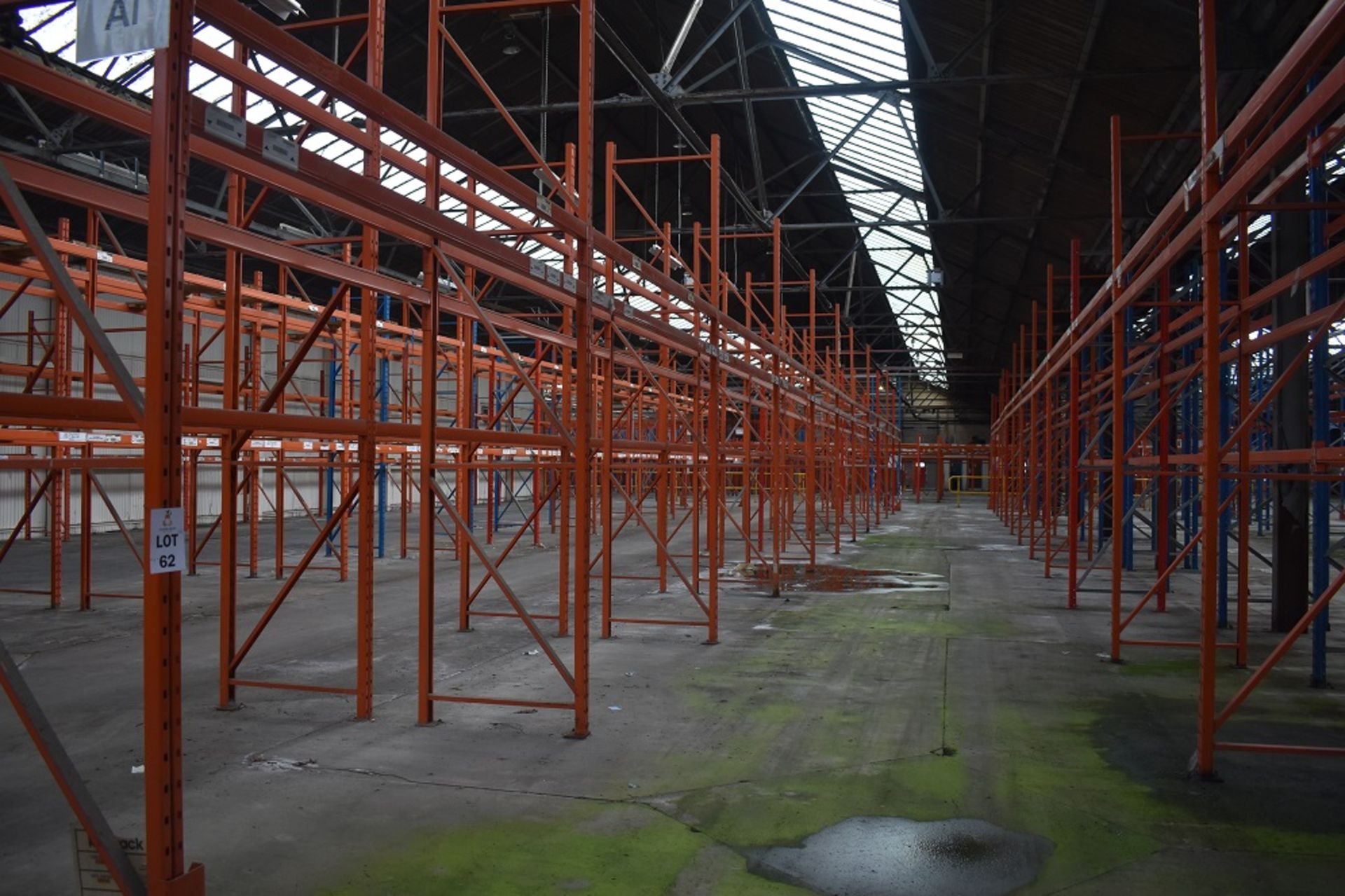 11 X BAYS OF 3 MTR HIGH BOLTLESS PALLET RACKING CONSISTING OF 44 BEAMS 12 X FRAMES - Image 2 of 2