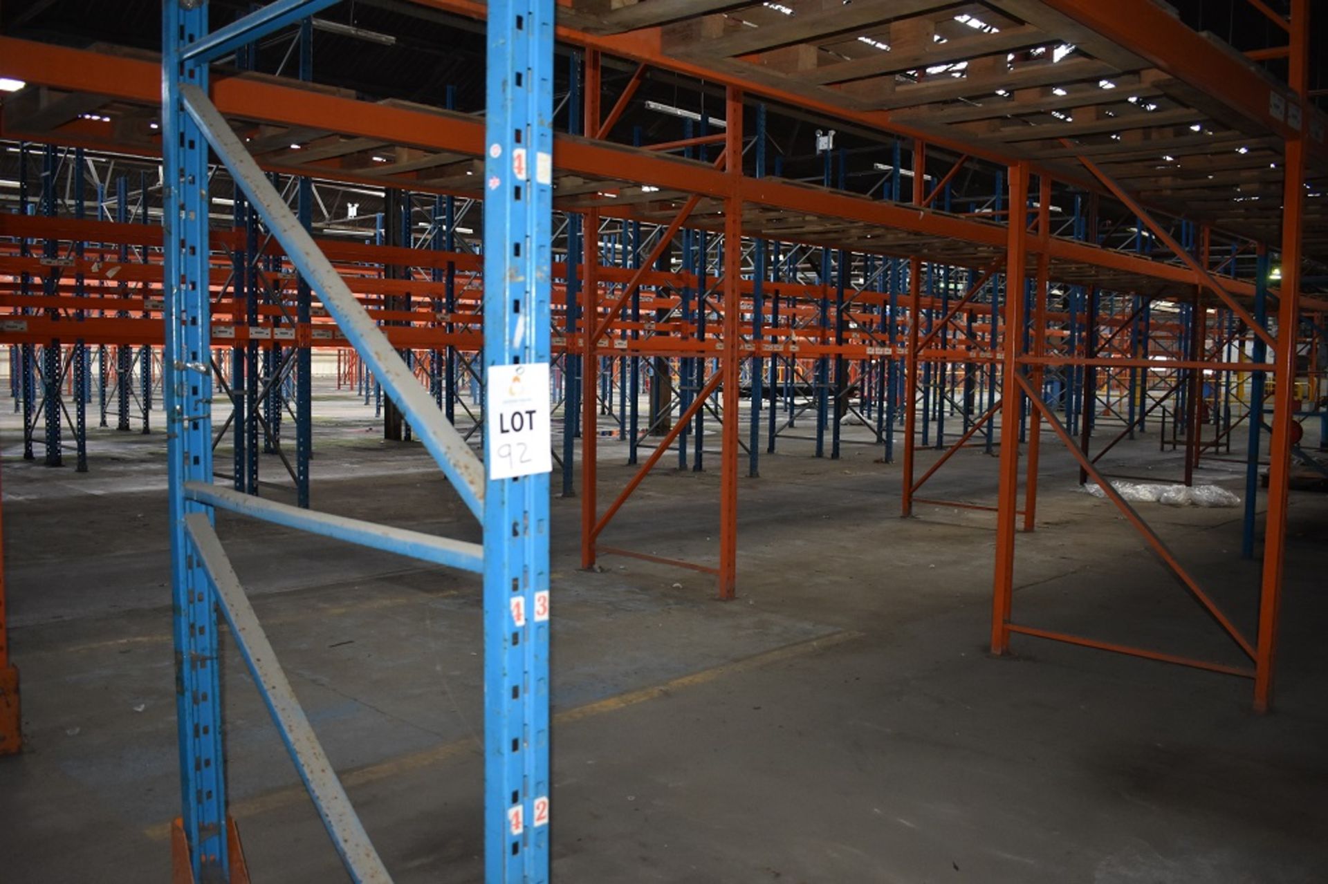 5 X BAYS OF 3 MTR HIGH BOLTLESS PALLET RACKING CONSISTING OF 10 BEAMS 6 X FRAMES