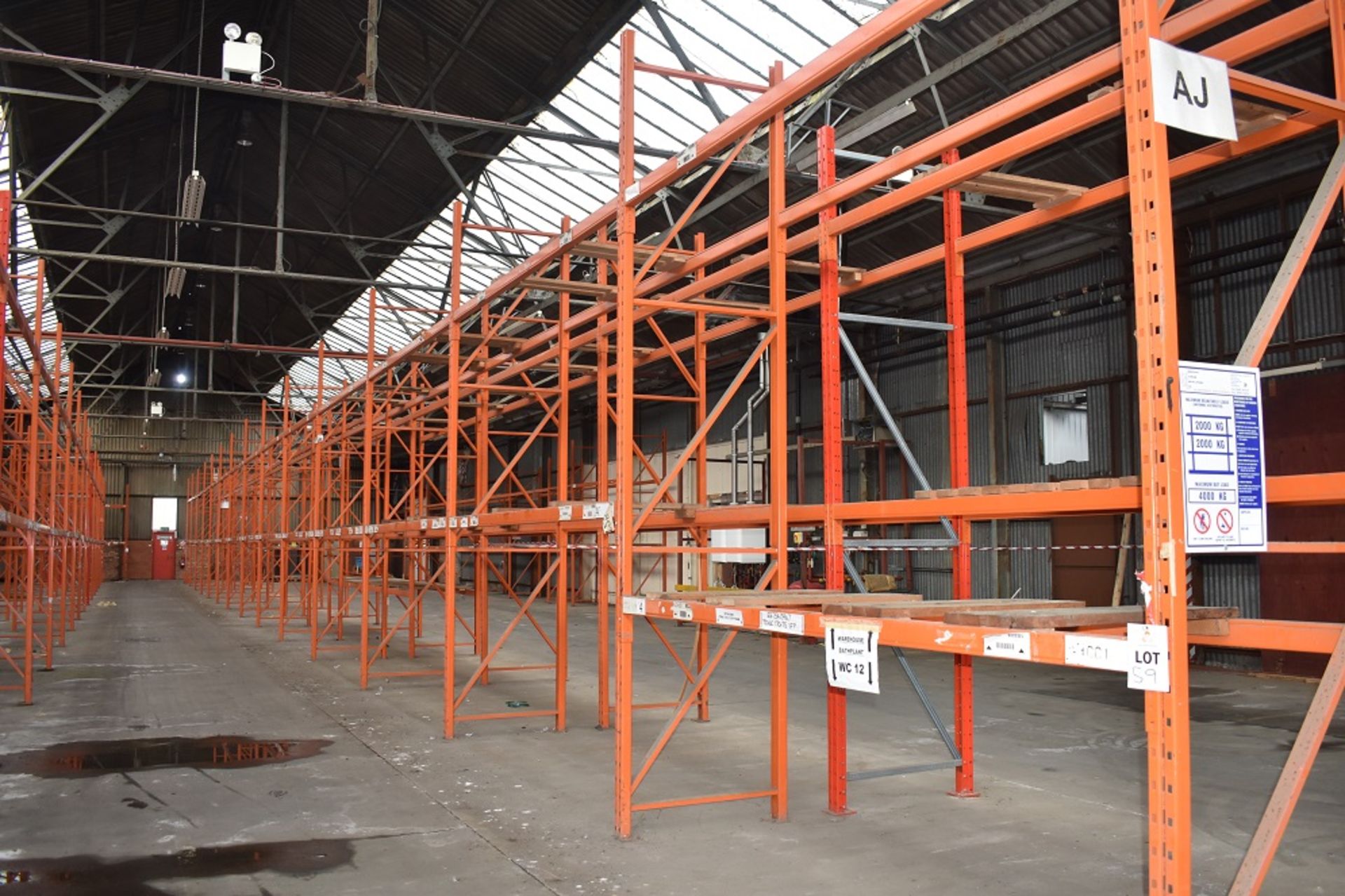 14 X BAYS OF 3 MTR HIGH BOLTLESS PALLET RACKING CONSISTING OF 56 BEAMS 15 X FRAMES - Image 2 of 2