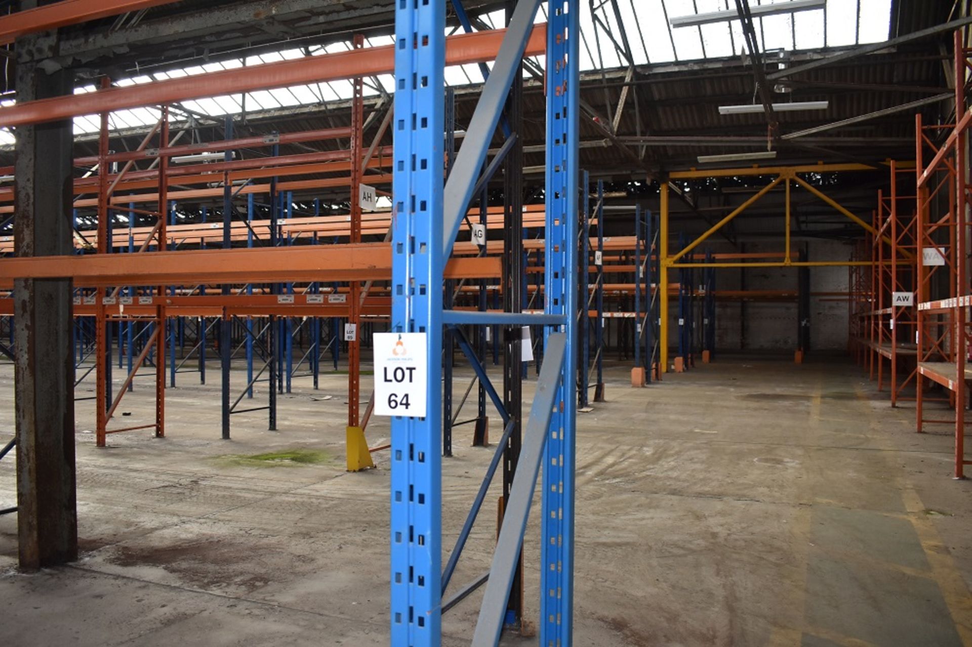 15 X BAYS OF 3 MTR HIGH BOLTLESS PALLET RACKING CONSISTING OF 62 BEAMS 16 X FRAMES - Image 3 of 3