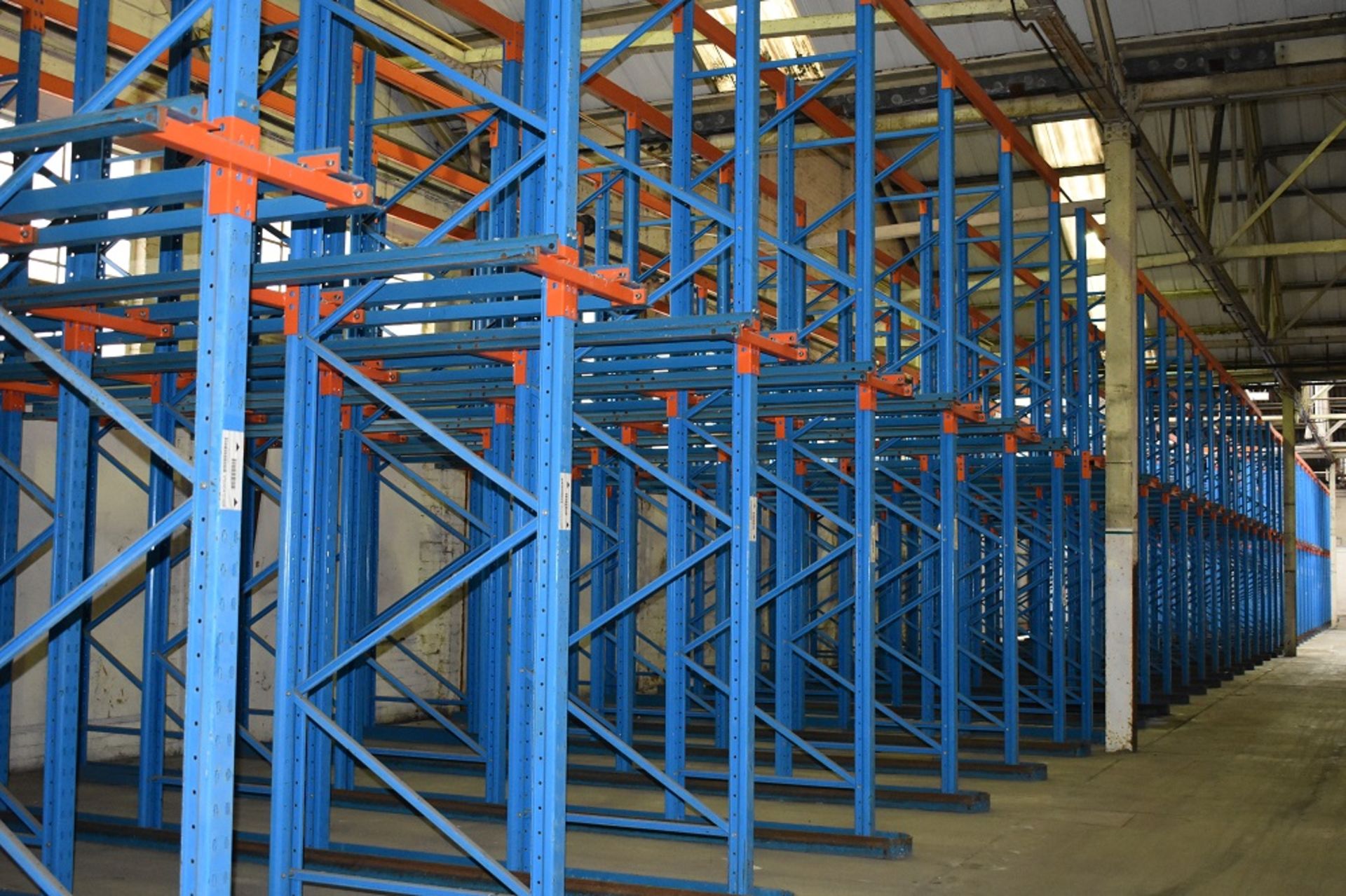 7 X BAYS OF 5 MTR HIGH DRIVE IN PALLET RACKING CONSISTING OF 42 BEAMS 24 X FRAMES - Image 2 of 2