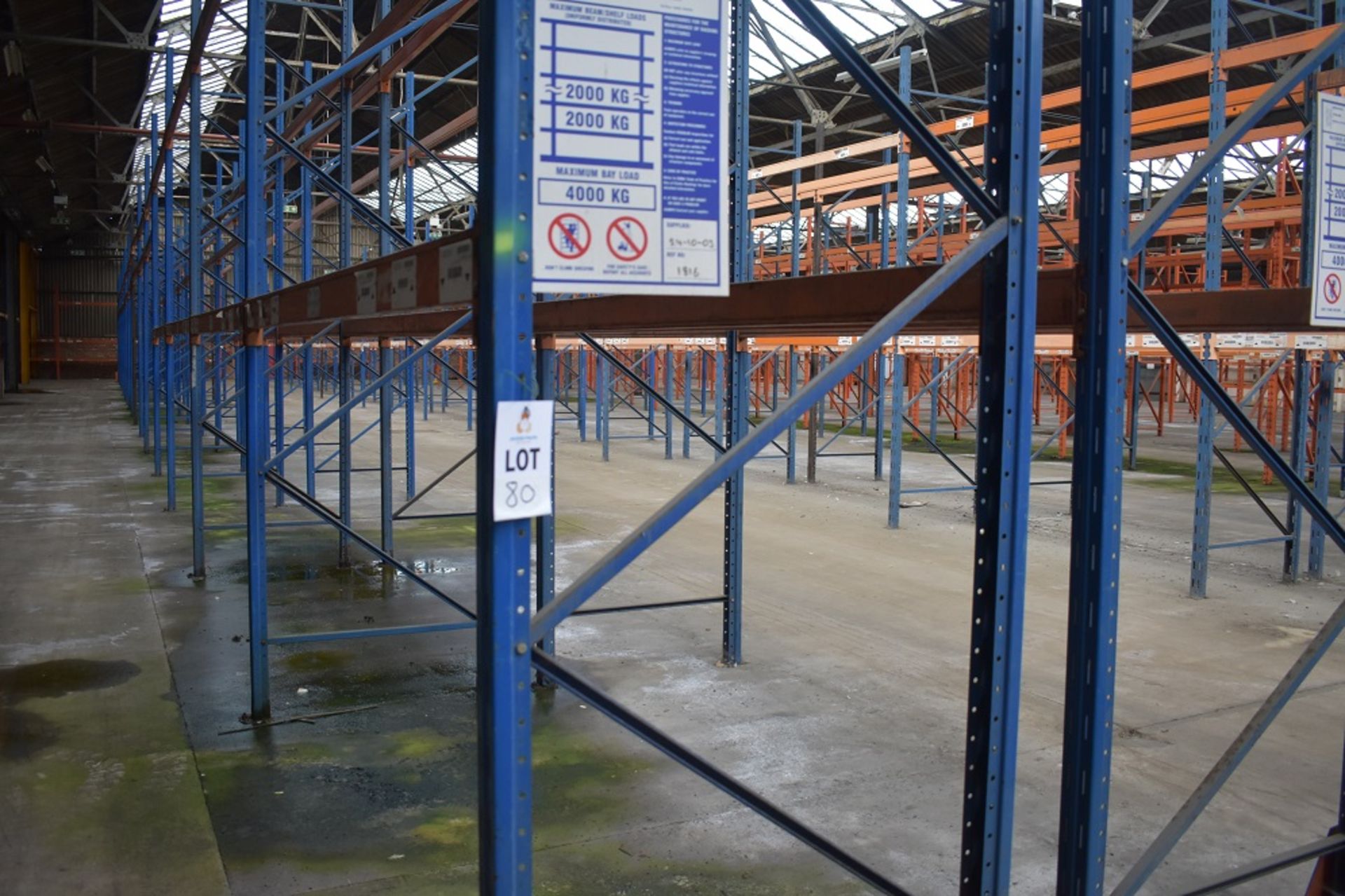 16 X BAYS OF 3 MTR HIGH BOLTLESS PALLET RACKING CONSISTING OF 68 BEAMS 17 X FRAMES