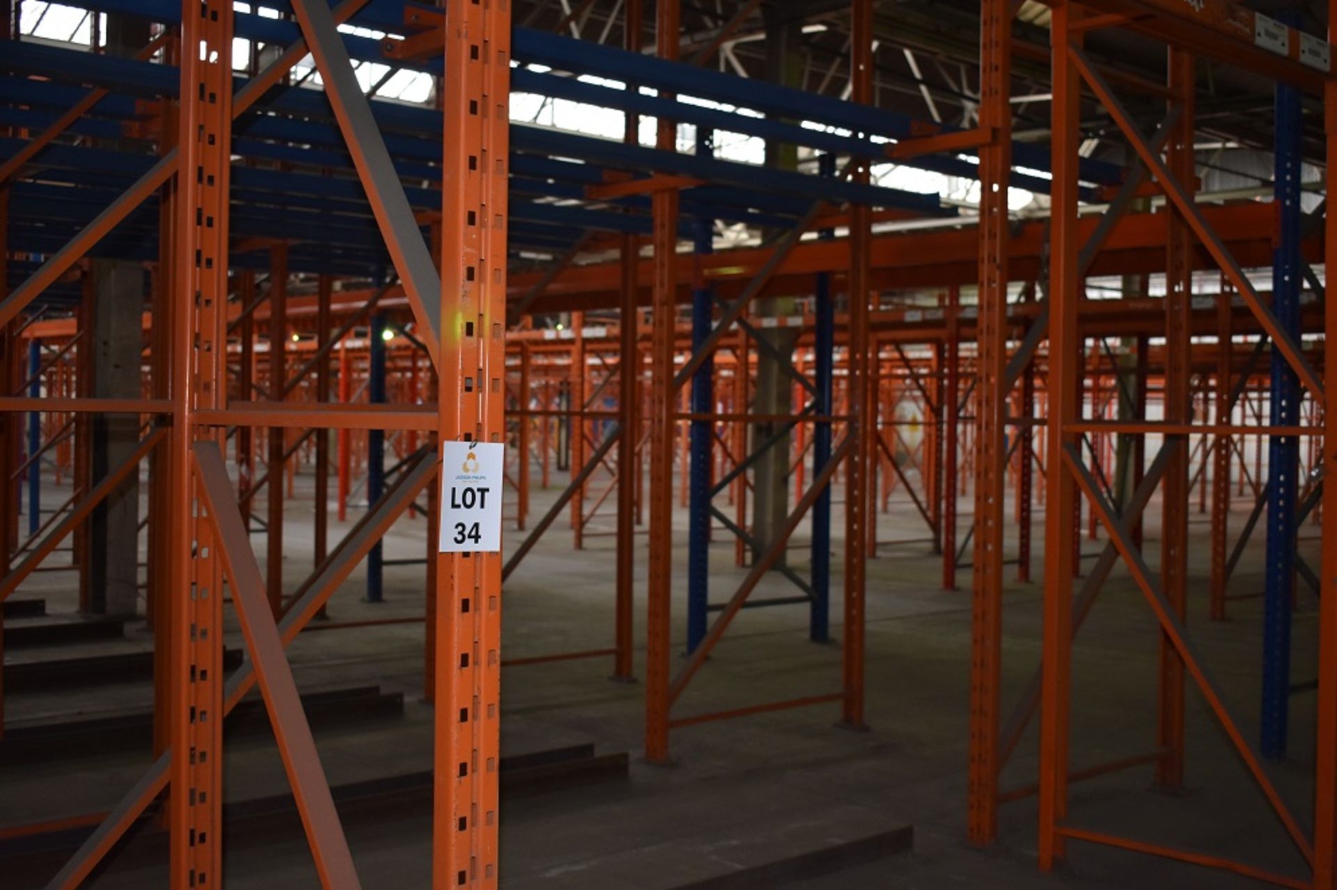 2 X BAYS OF 3 MTR HIGH BOLTLESS PALLET RACKING CONSISTING OF 6 BEAMS 36 X FRAMES