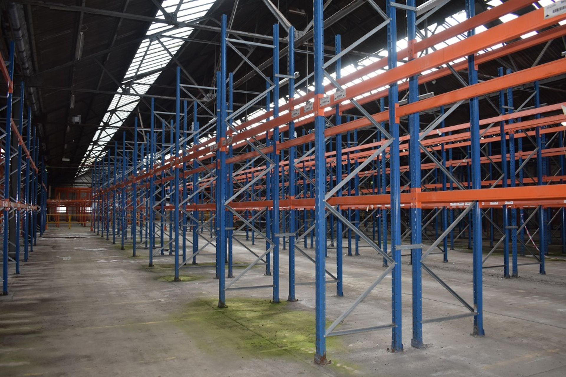 12 X BAYS OF 3 MTR HIGH BOLTLESS PALLET RACKING CONSISTING OF 24 BEAMS 13 X FRAMES - Image 2 of 2