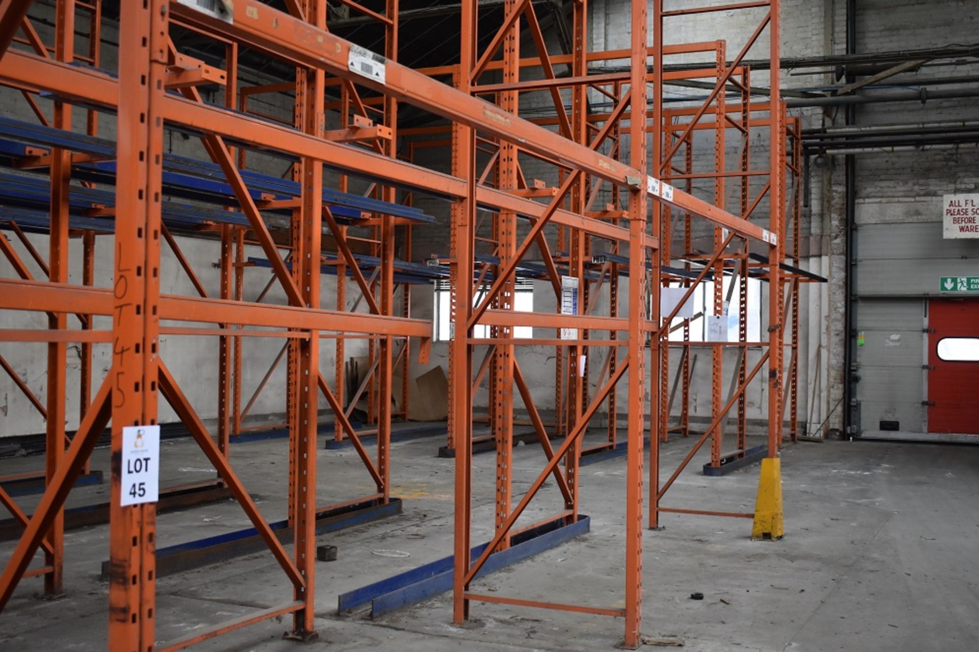 5 X BAYS OF 3 MTR HIGH BOLTLESS PALLET RACKING CONSISTING OF 14 BEAMS 7 X FRAMES - Image 3 of 3