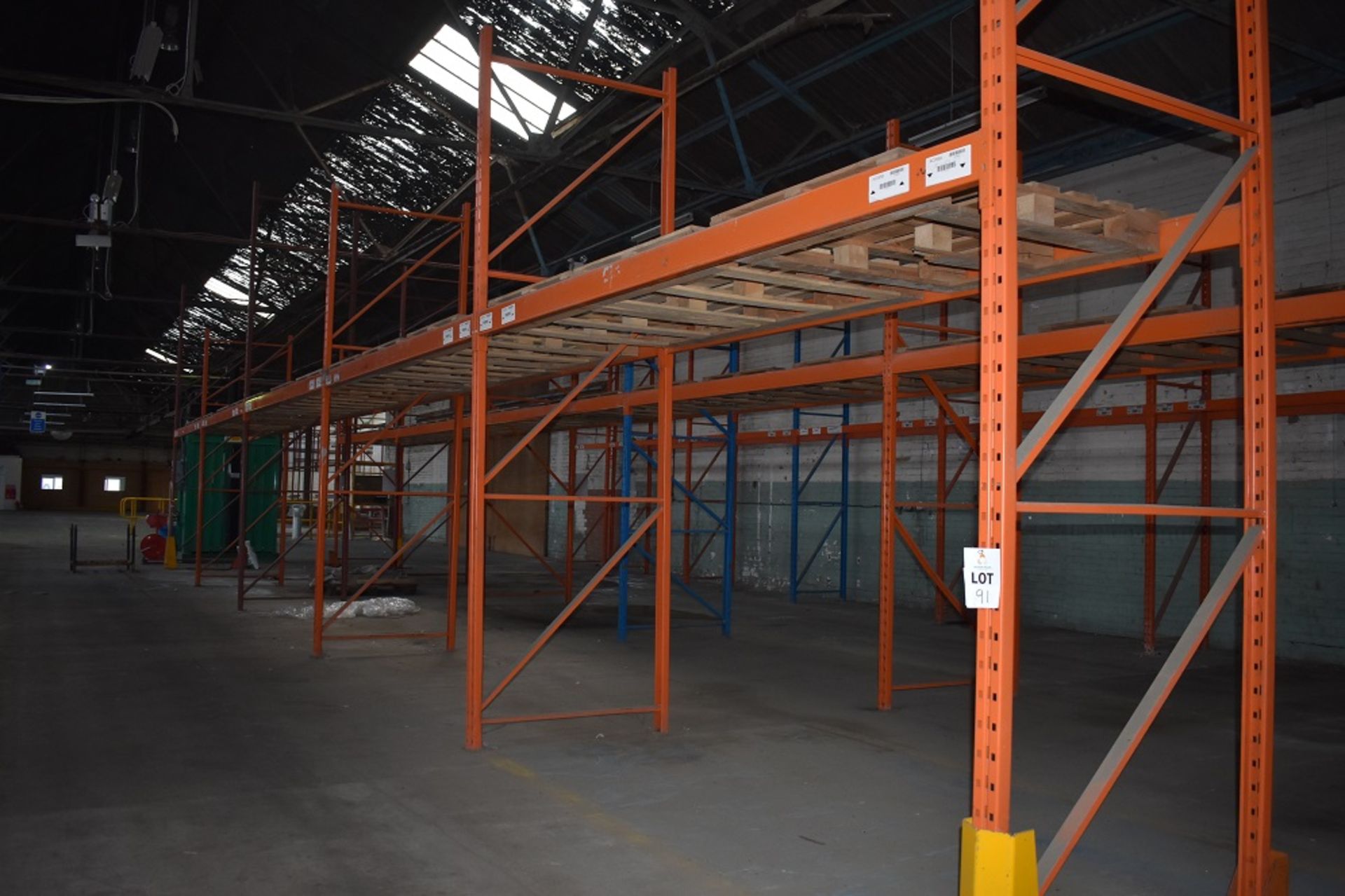 5 X BAYS OF 3 MTR HIGH BOLTLESS PALLET RACKING CONSISTING OF 10 BEAMS 6 X FRAMES - Image 2 of 2