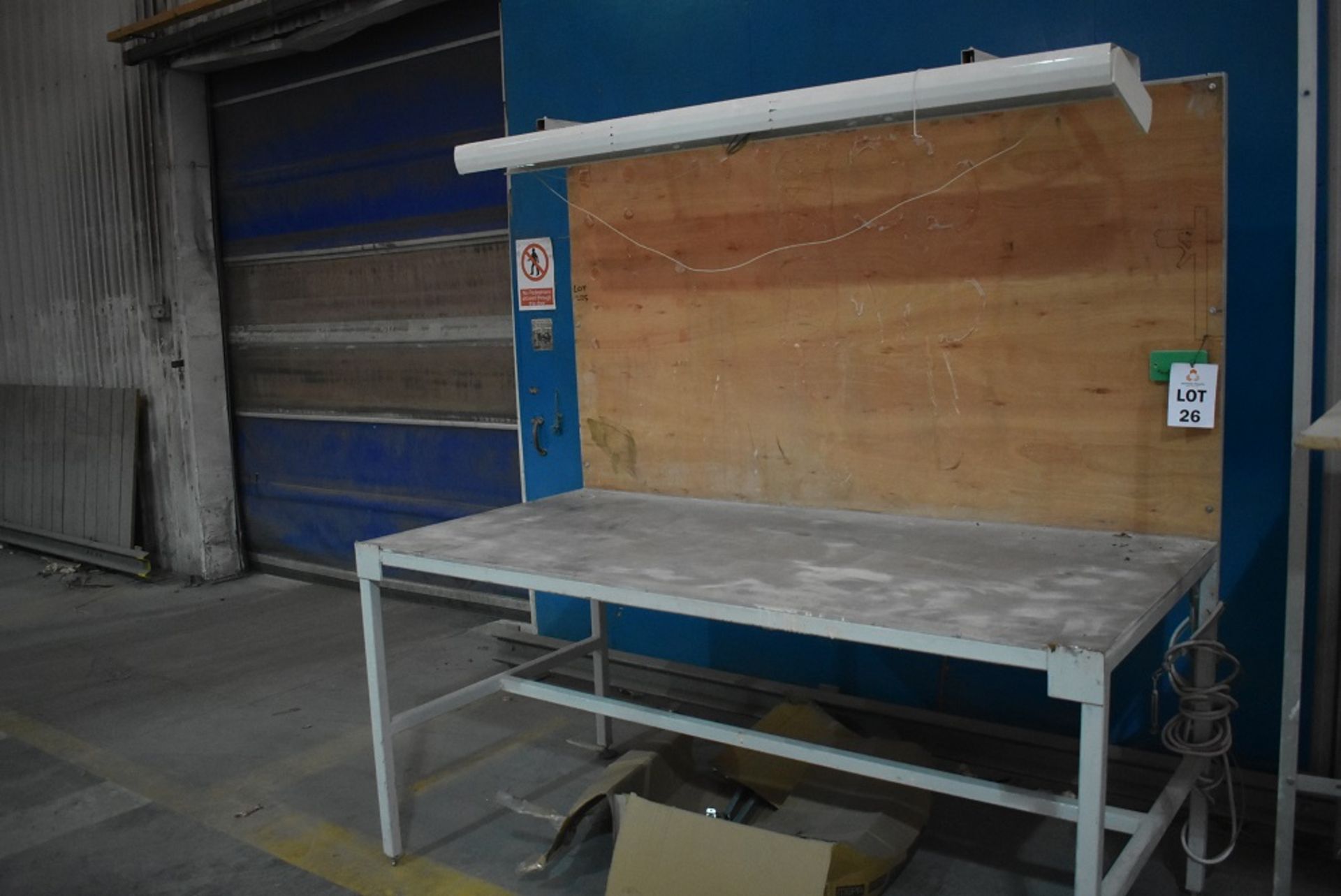 2 X WORK BENCHES 2MTR X 1MTR ( 1 MOBILE)