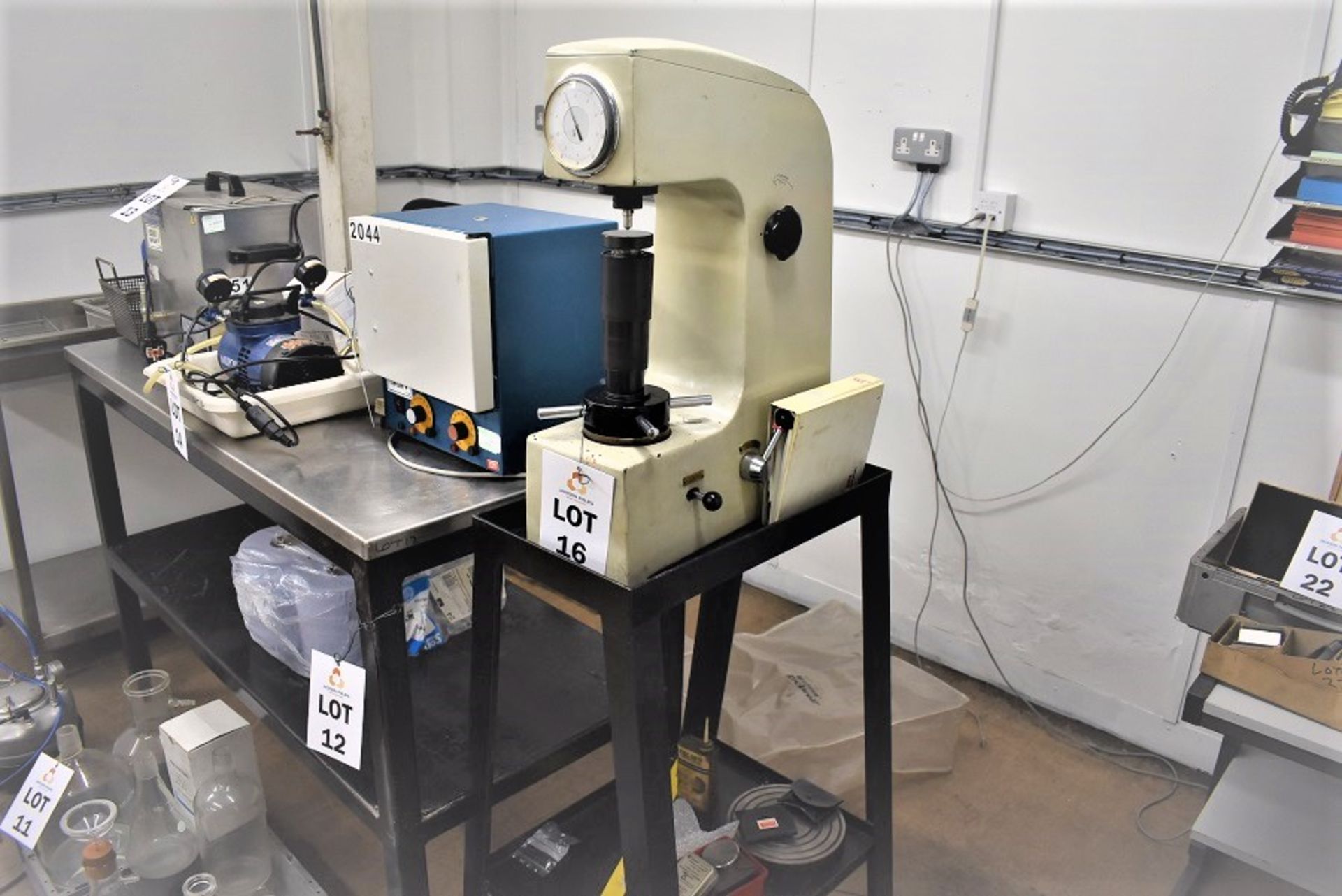 OXFORD ROCKWELL HR-150A HARDNESS TESTER ON STAND WITH SOME TOOLING