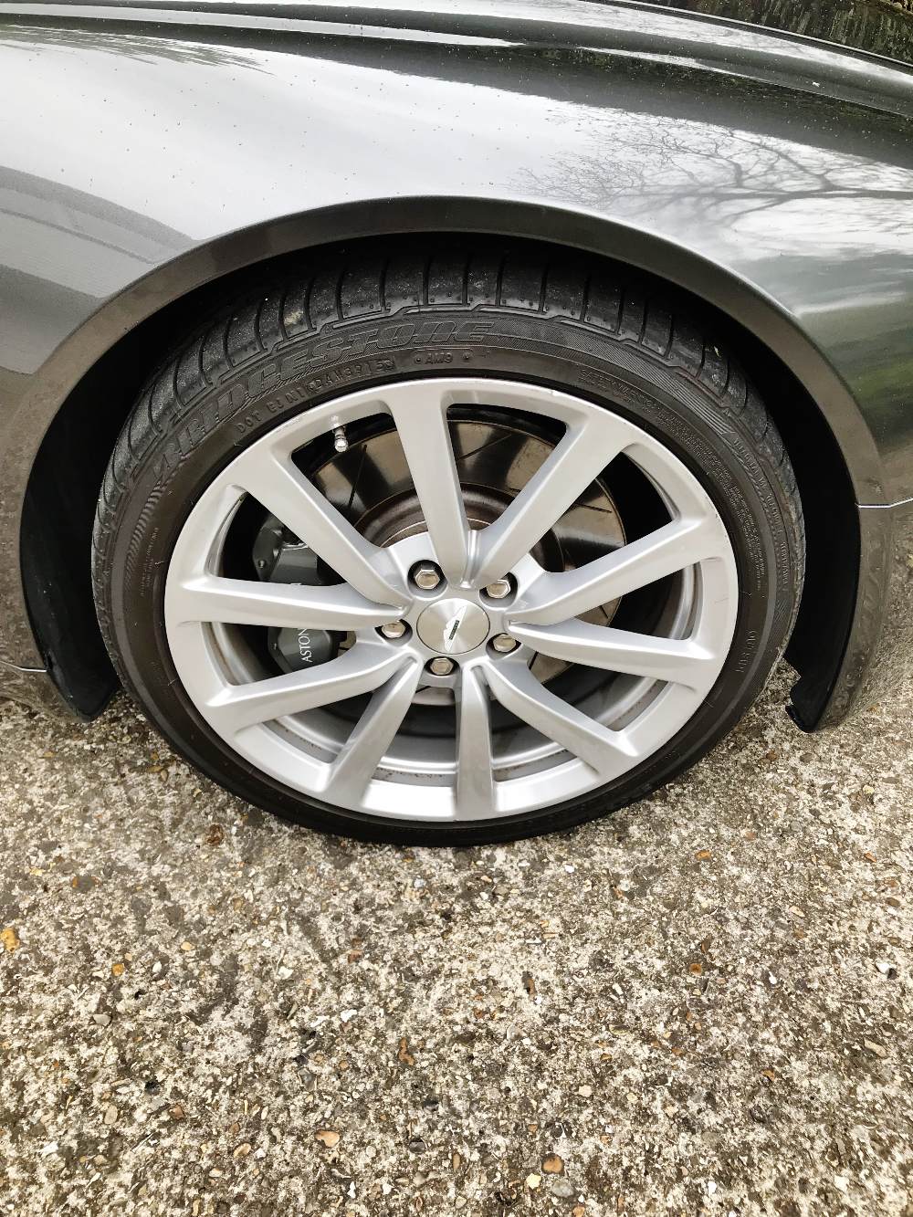 Aston Martin Vantage Original 19 inch Ltd Edition Alloy wheels - Image 2 of 4