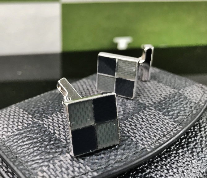 Louis Vuitton Sterling Silver .925 Cufflinks/Original Case