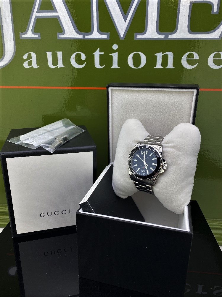 Gucci Dive Ex Display Example, Box & Papers. - Image 9 of 10