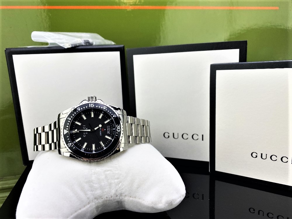 Gucci Dive Ex Display Example, Box & Papers. - Image 8 of 10
