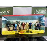 Gilbert Vintage James Bond 007 Diarama Ten Character Collection