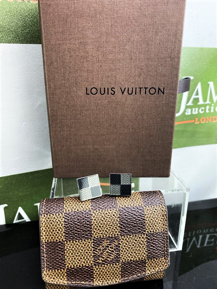 Louis Vuitton Cufflinks 925 Silver Gold Plated / Brown Damier Pouch. - Image 6 of 6