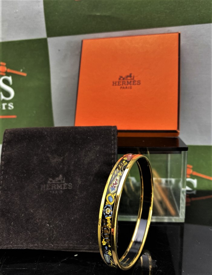 Hermes Paris Enamel Monogram & Gold Plated Bracelet - Image 5 of 5