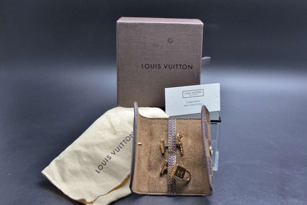 Louis Vuitton Cufflinks 925 Silver Gold Plated with Brown Damier Pouch. - Image 3 of 4