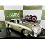 Radio Controlled Vintage Car James Bond 007 Aston Martin DB5