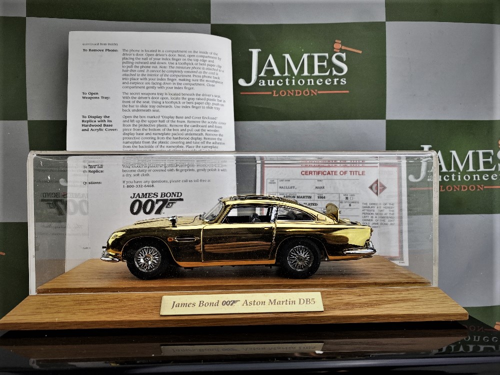 Withdrawn-James Bond 007 Aston Martin DB5 22 Carat Gold Plated 1:24 Scale - Danbury Mint Ltd Edition - Image 3 of 9