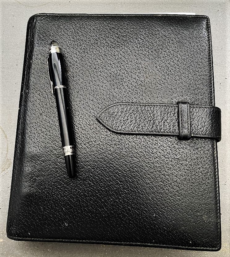 Smythson Duke a5 Leather Organiser/Gold Leaf 2020 Diary/Contact File Included+Montblanc Pen - Image 5 of 5