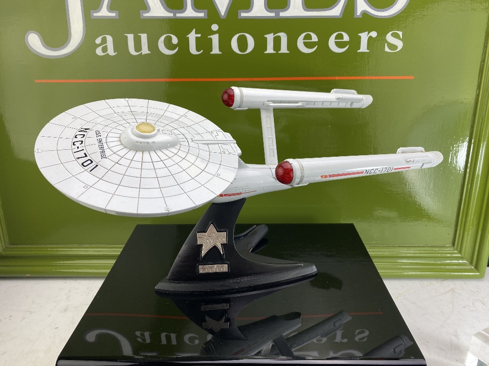 Star Trek-USS Enterprise SpaceShip Diecast Display - Image 2 of 4
